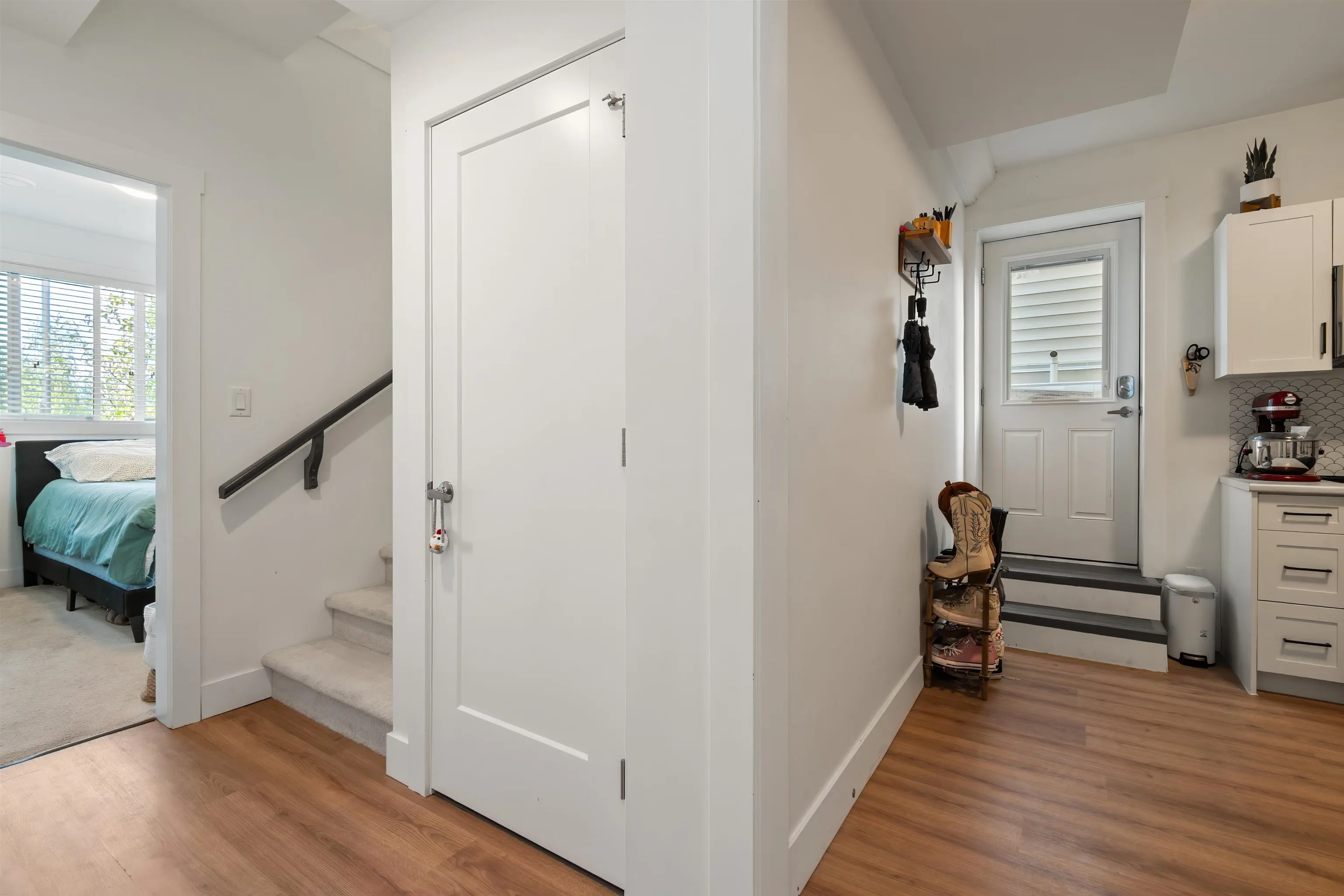 6262 Rexford Drive #1