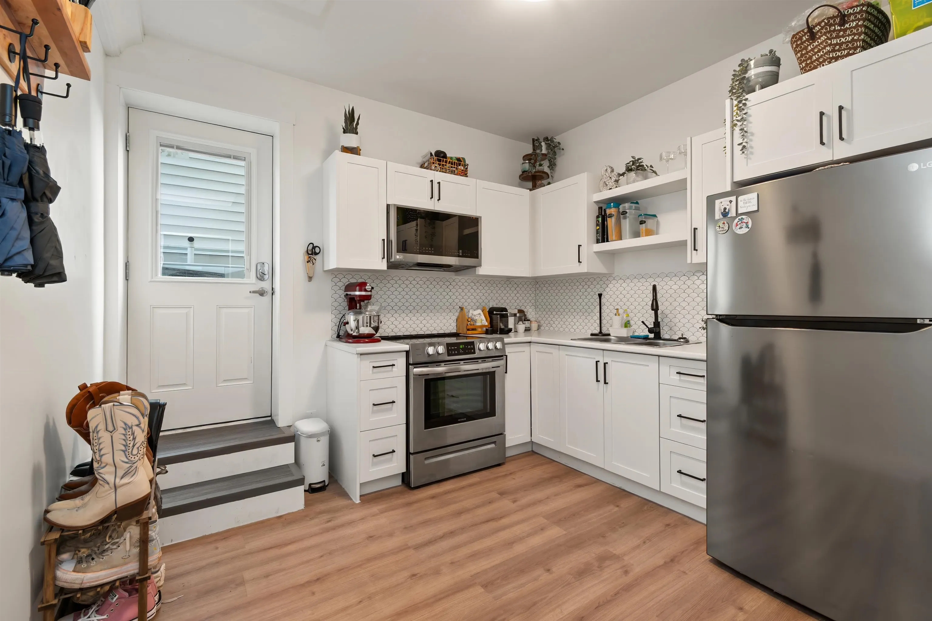 6262 Rexford Drive #1