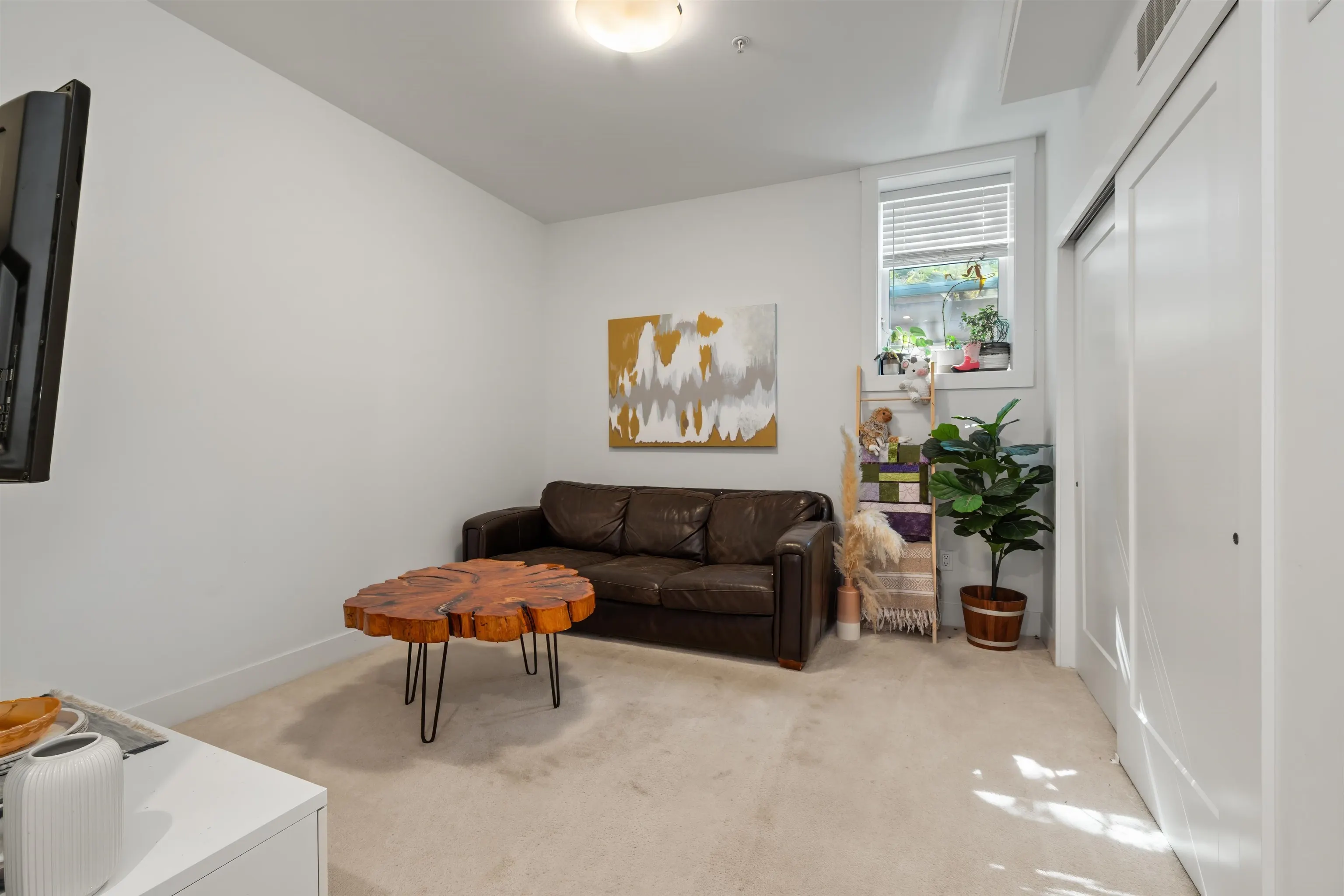 6262 Rexford Drive #1