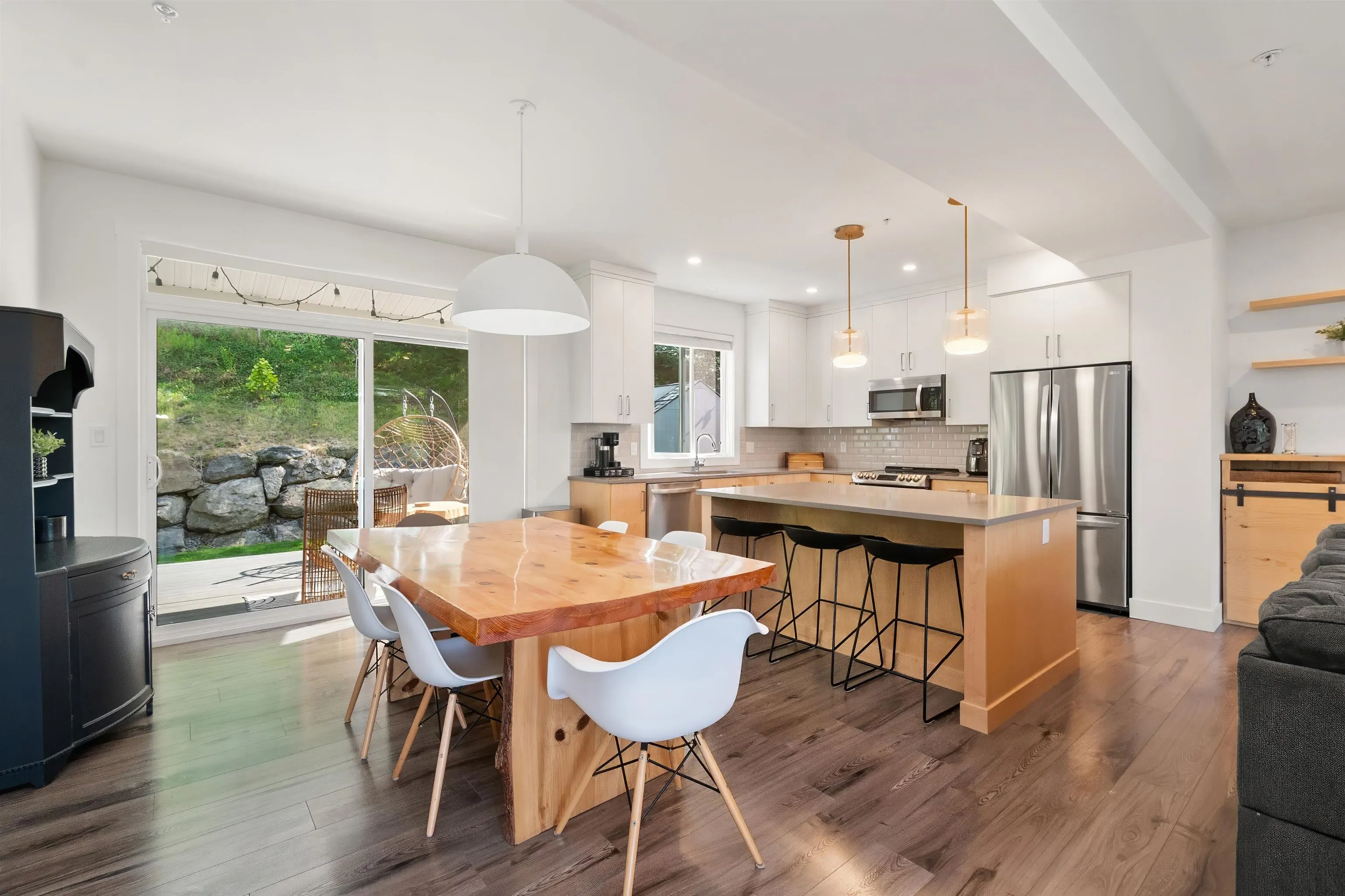 6262 Rexford Drive #1
