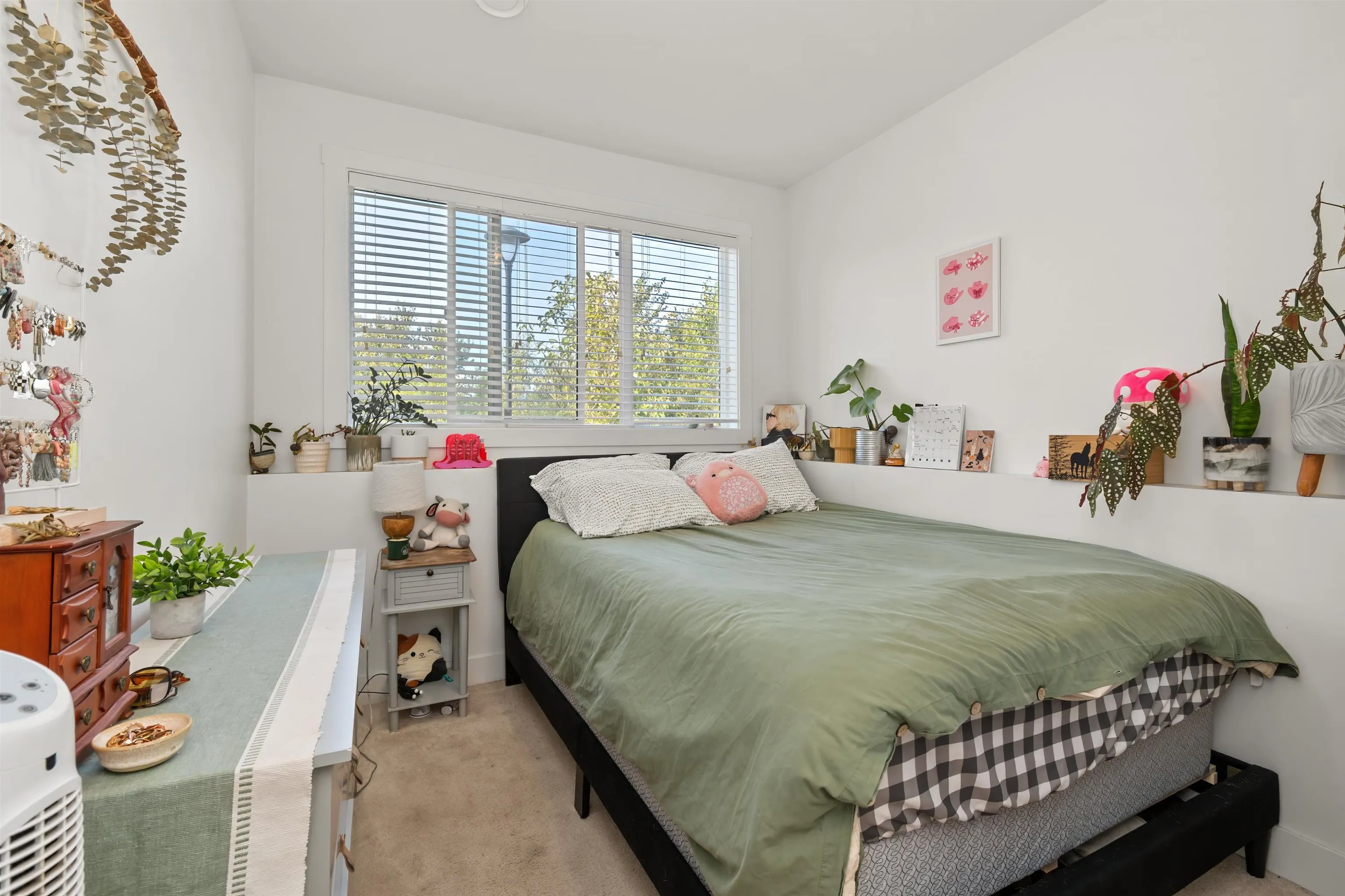 6262 Rexford Drive #1