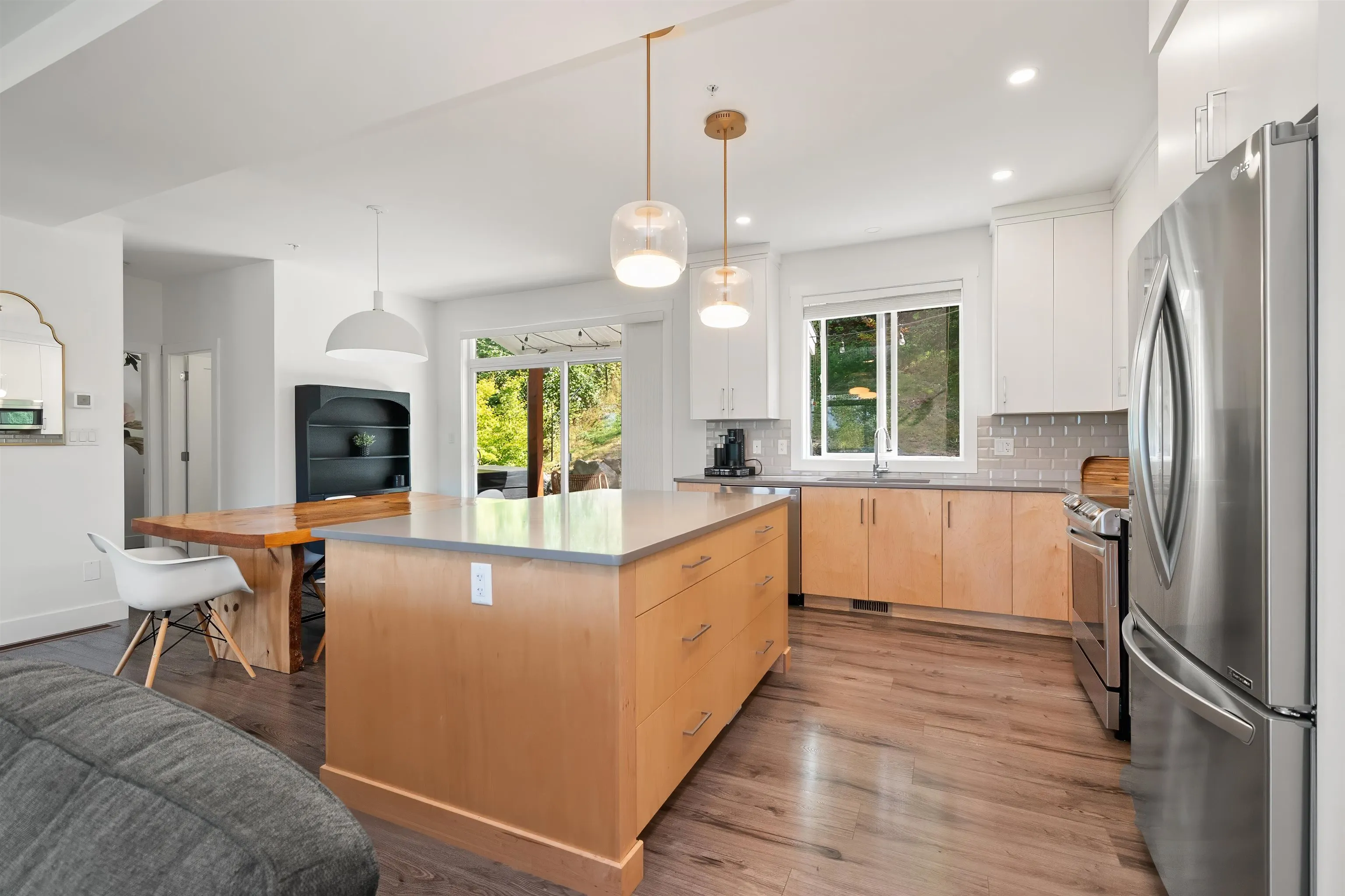 6262 Rexford Drive #1