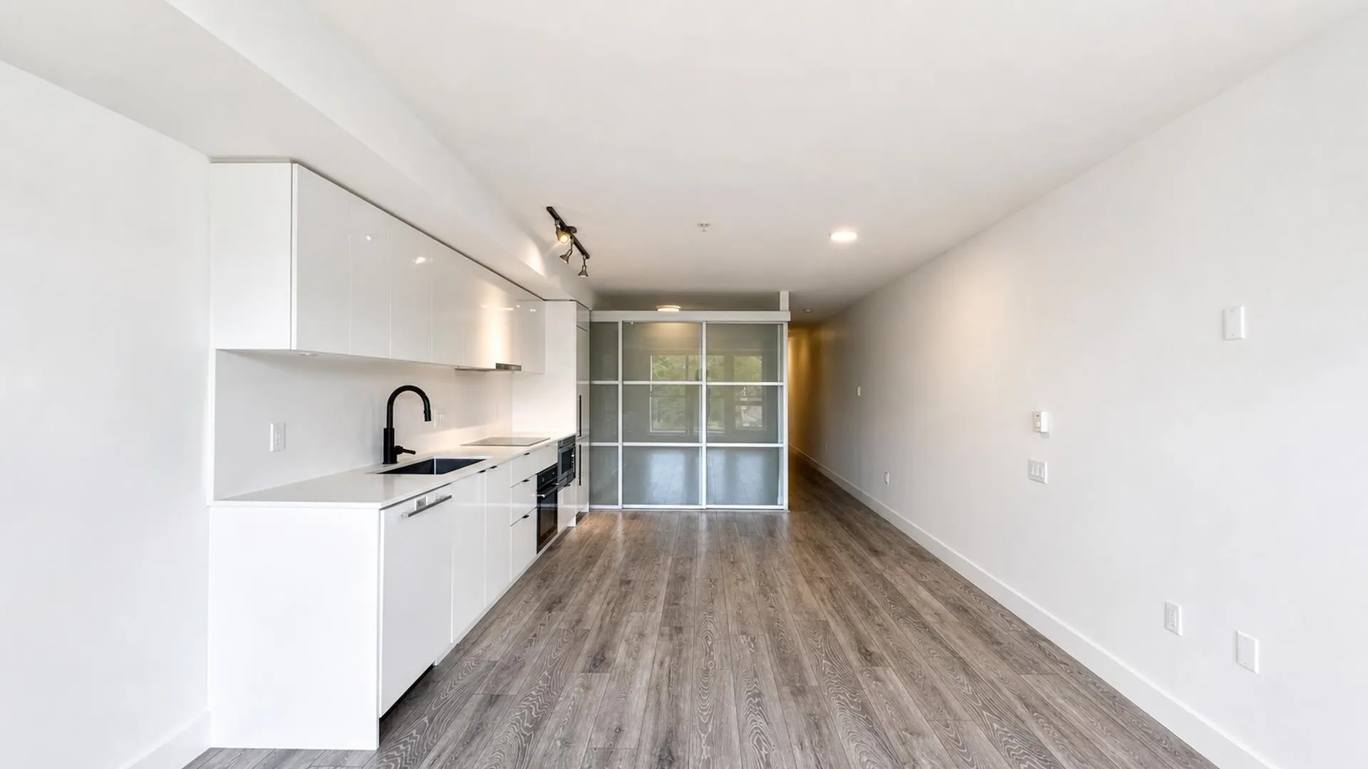 630 E Broadway #308