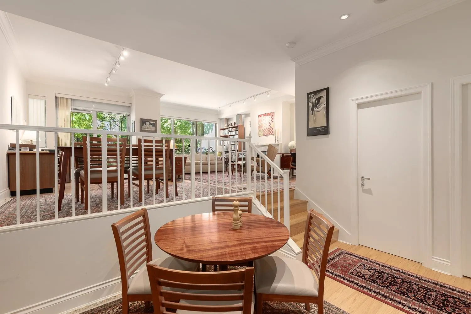 426 Beach Crescent #101