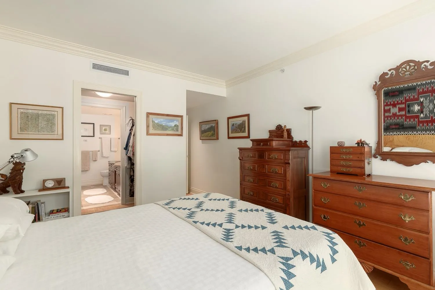 426 Beach Crescent #101