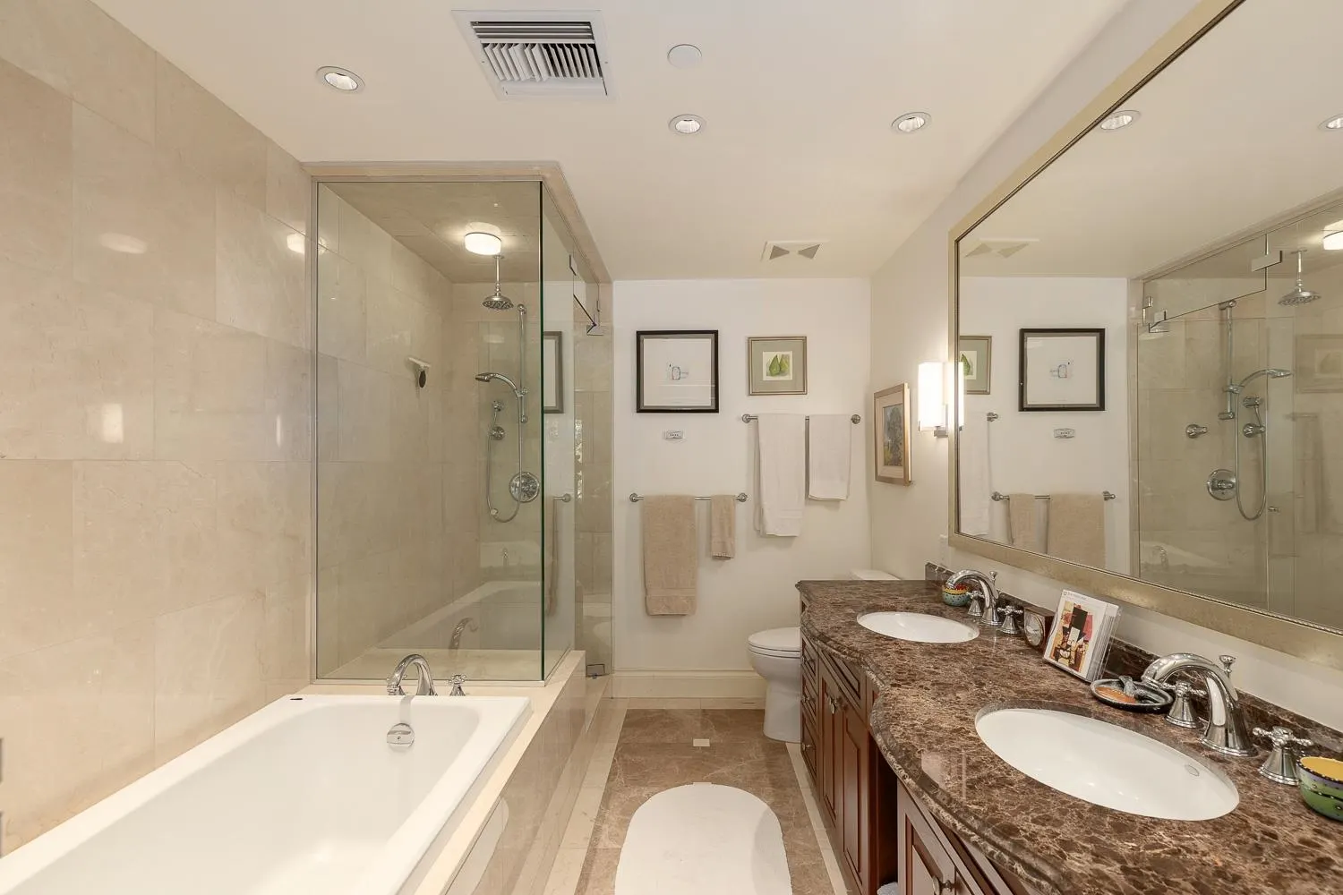 426 Beach Crescent #101