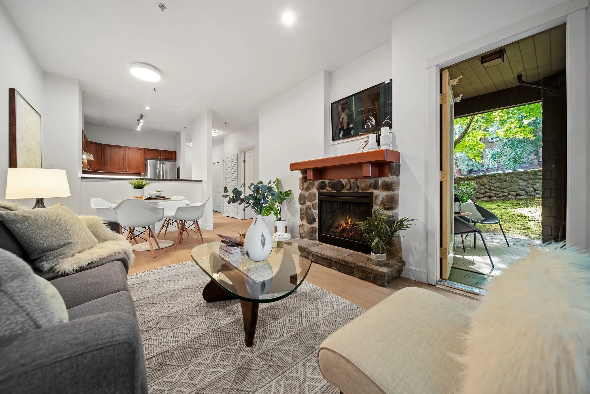 675 Park Crescent #108