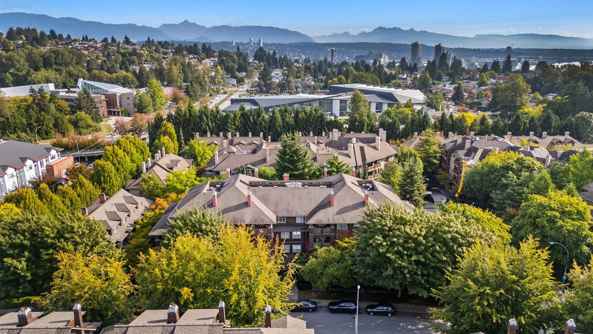 675 Park Crescent #108