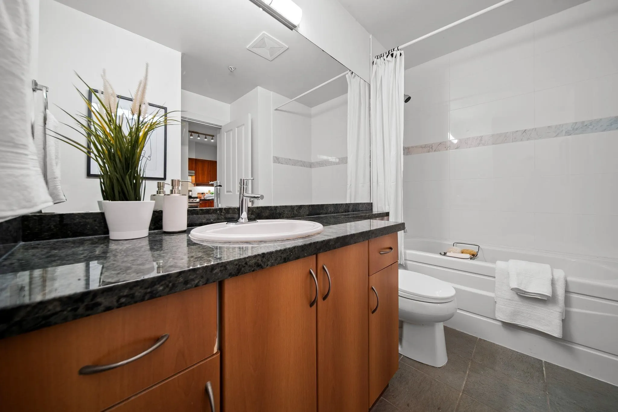 675 Park Crescent #108