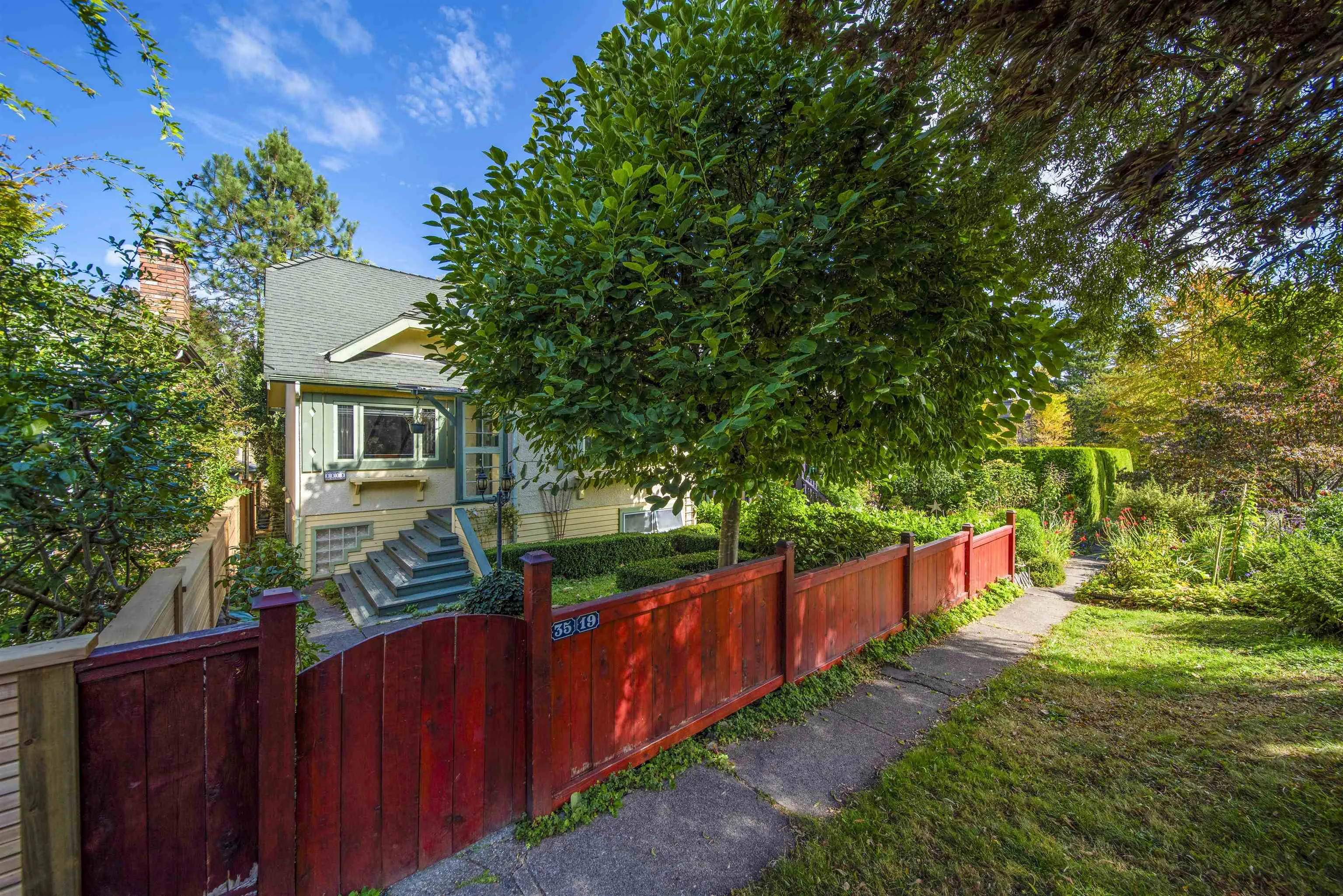 3519 W 14th Avenue
