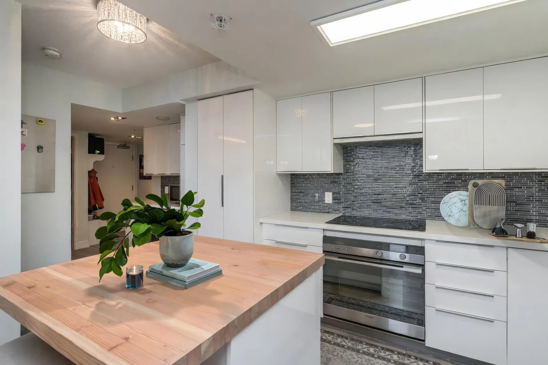 788 Hamilton Street #2508