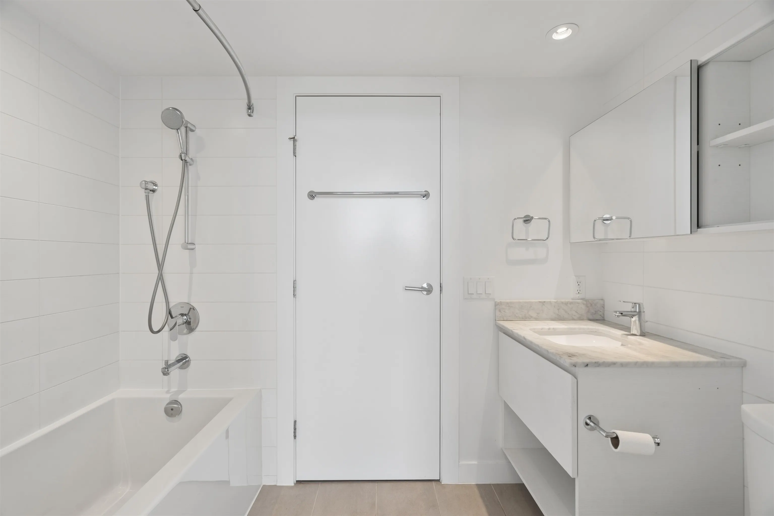 908 Quayside Drive #1901