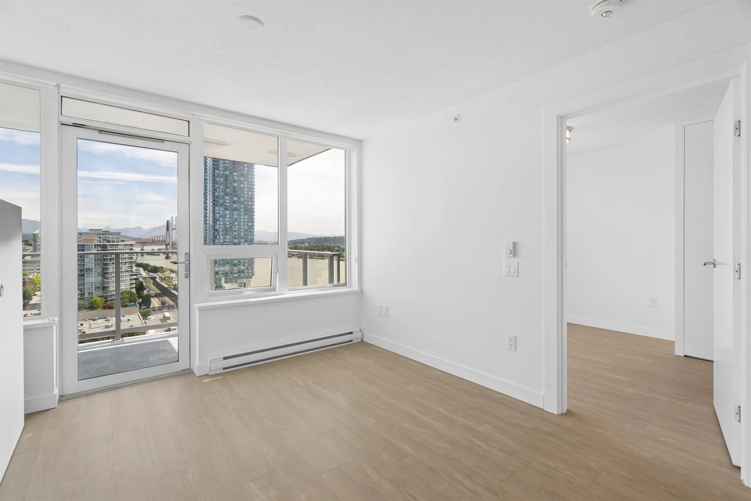 908 Quayside Drive #1901