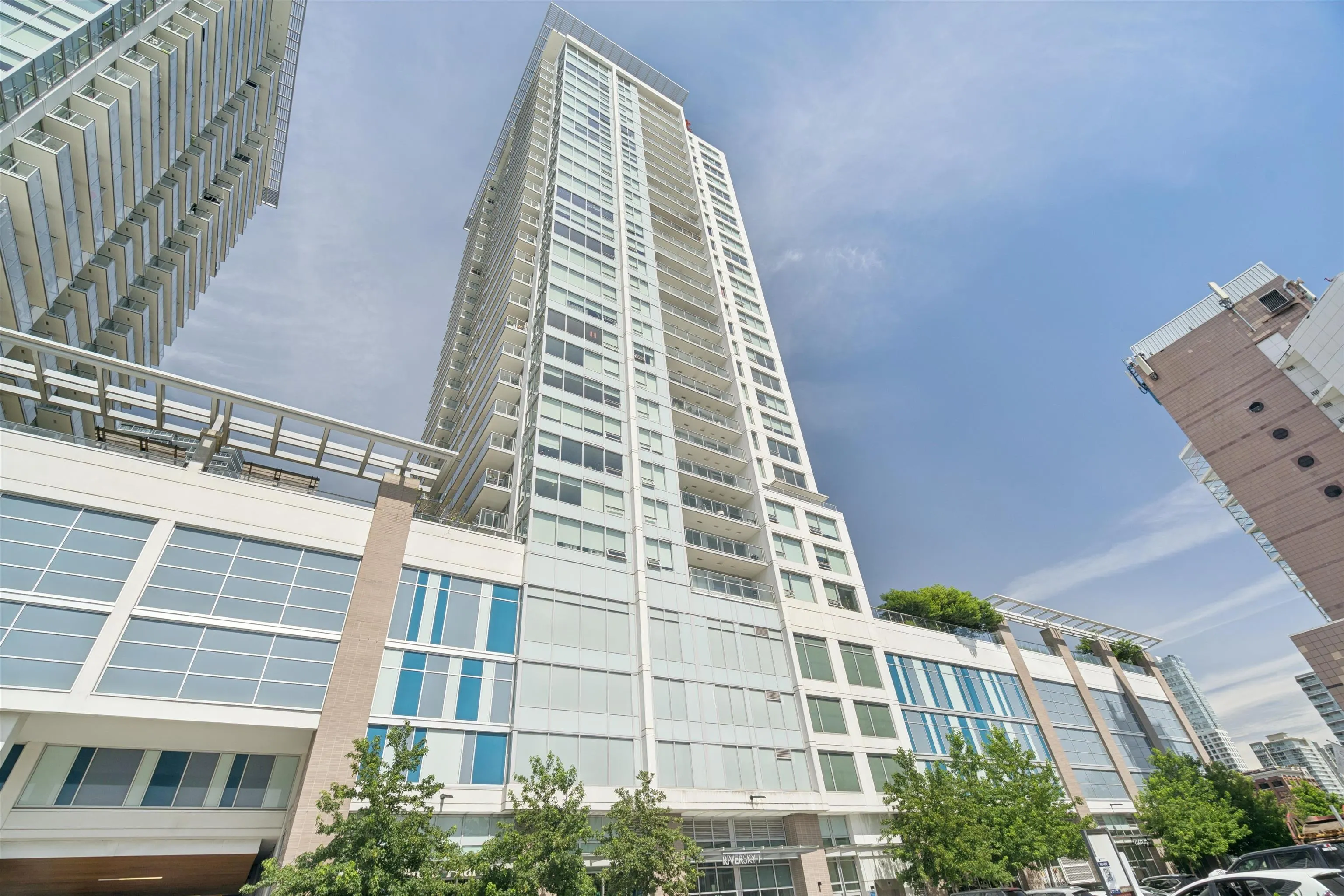 908 Quayside Drive #1901