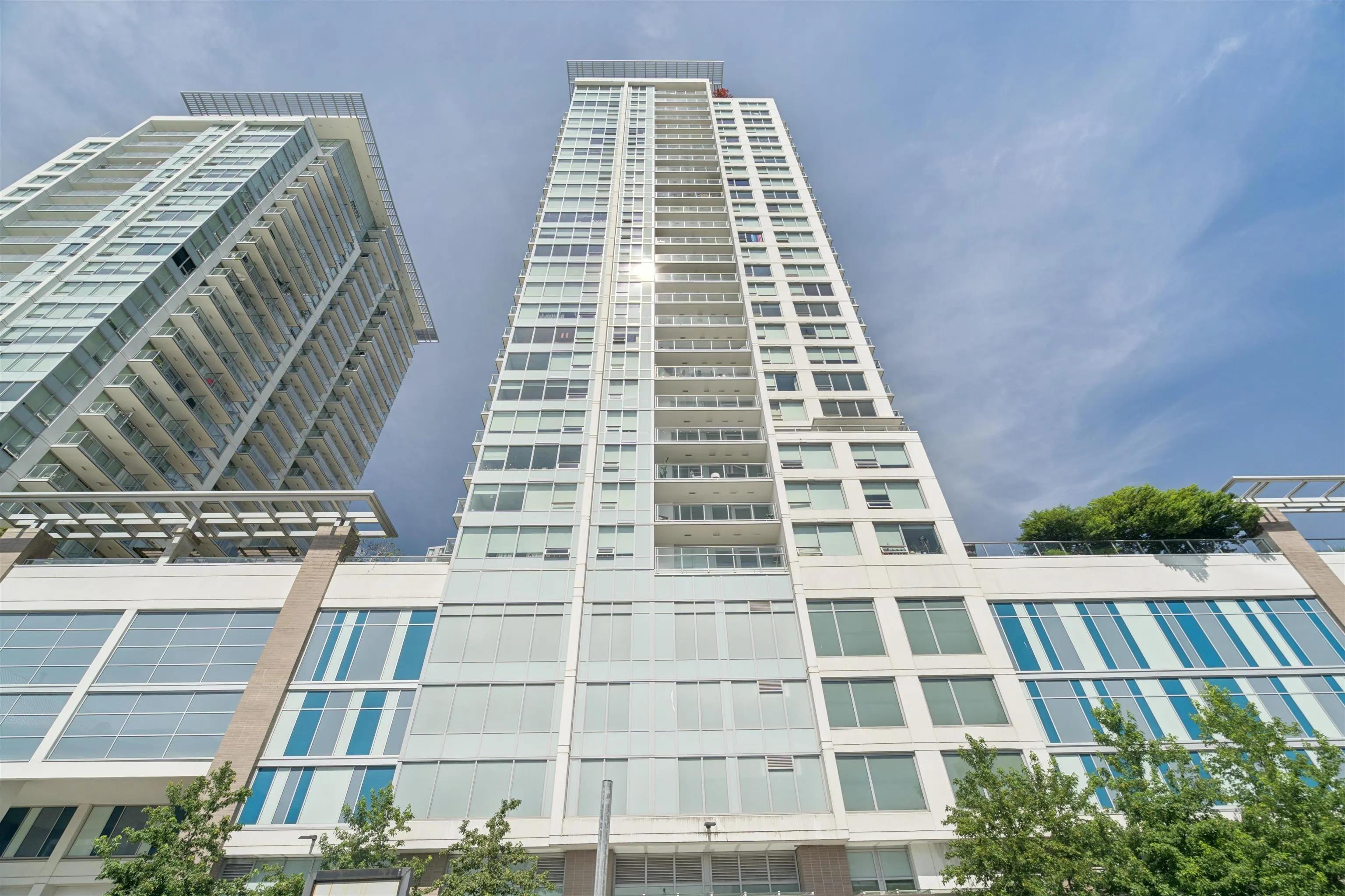 908 Quayside Drive #1901
