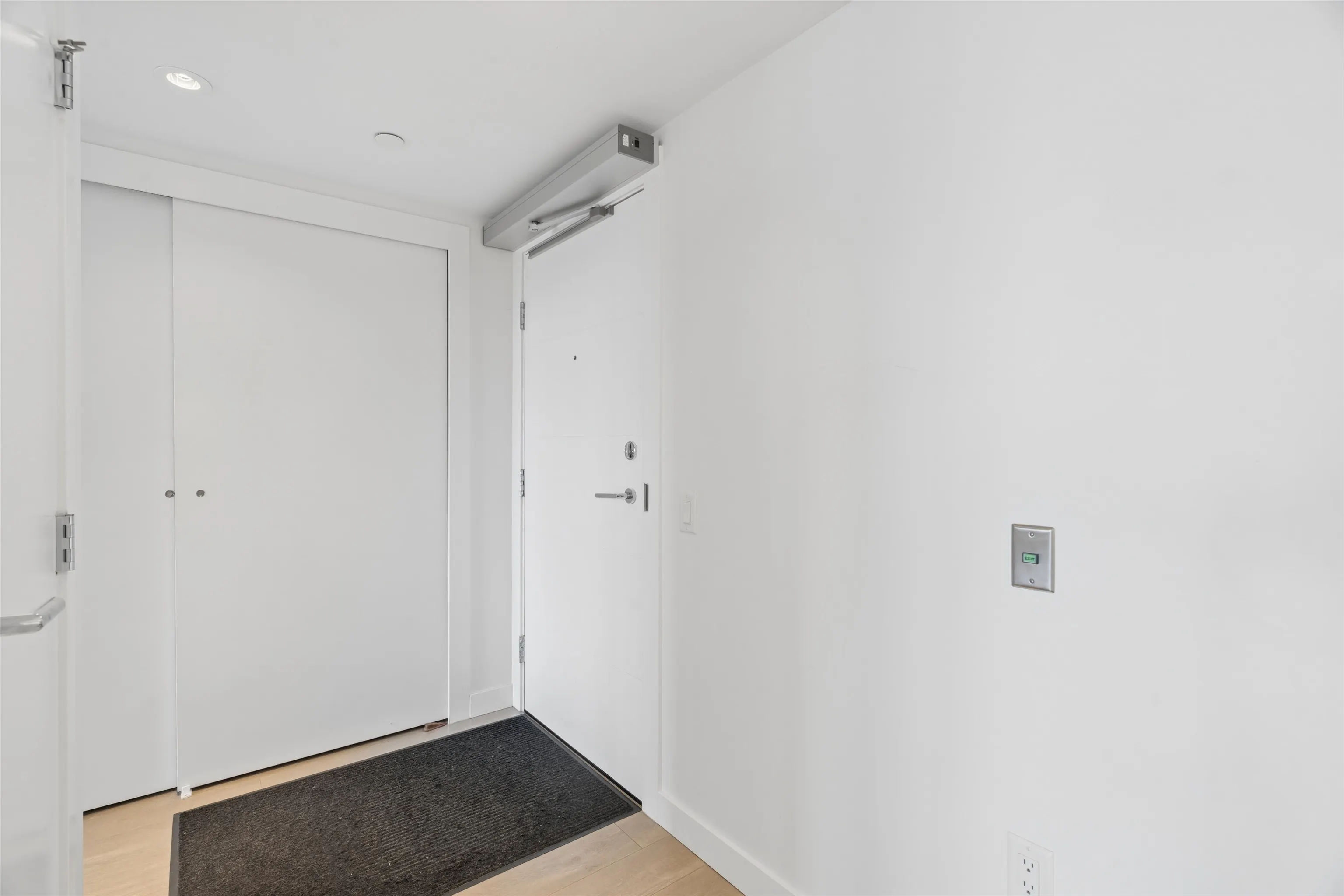 908 Quayside Drive #1901