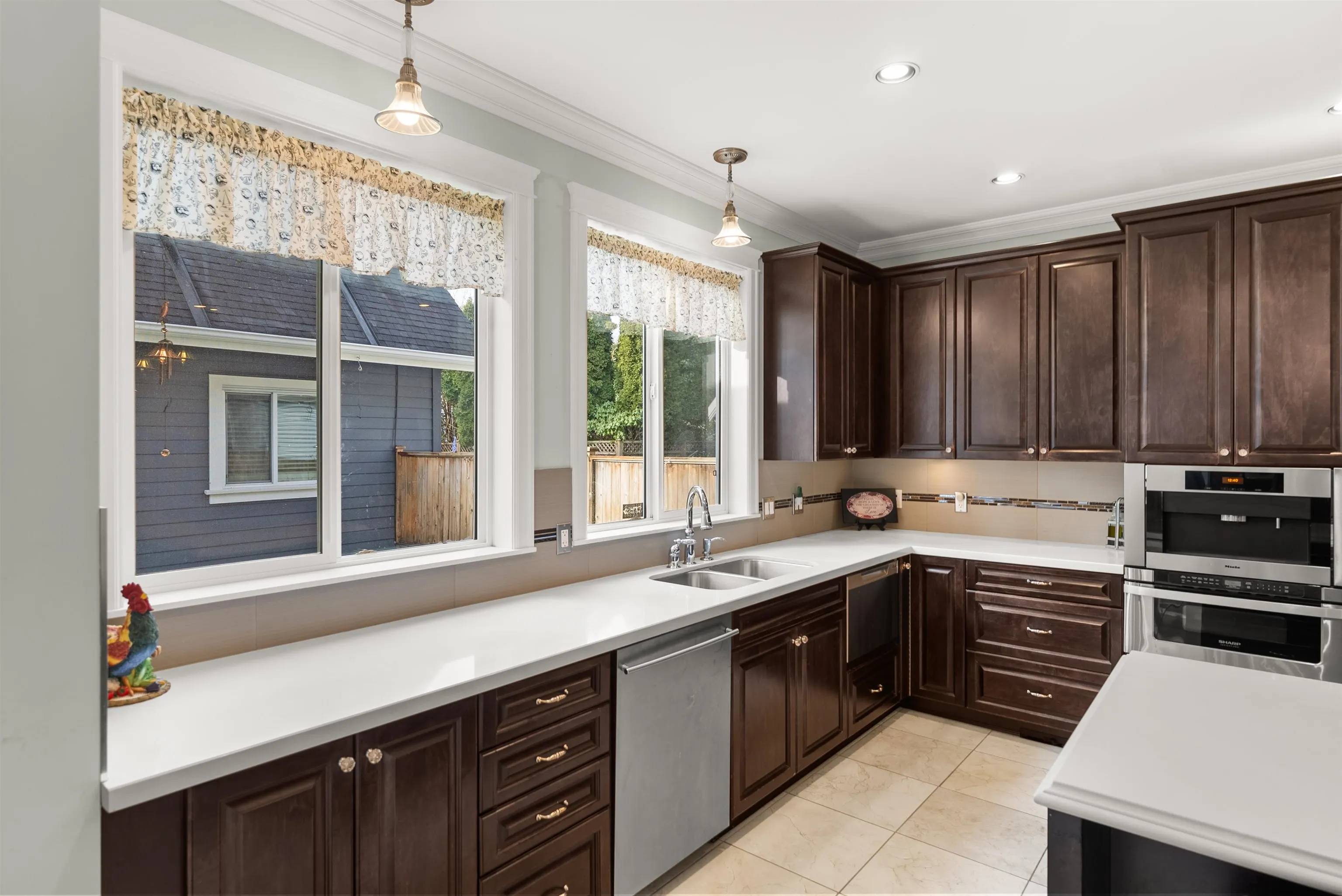 5229 Lynn Place