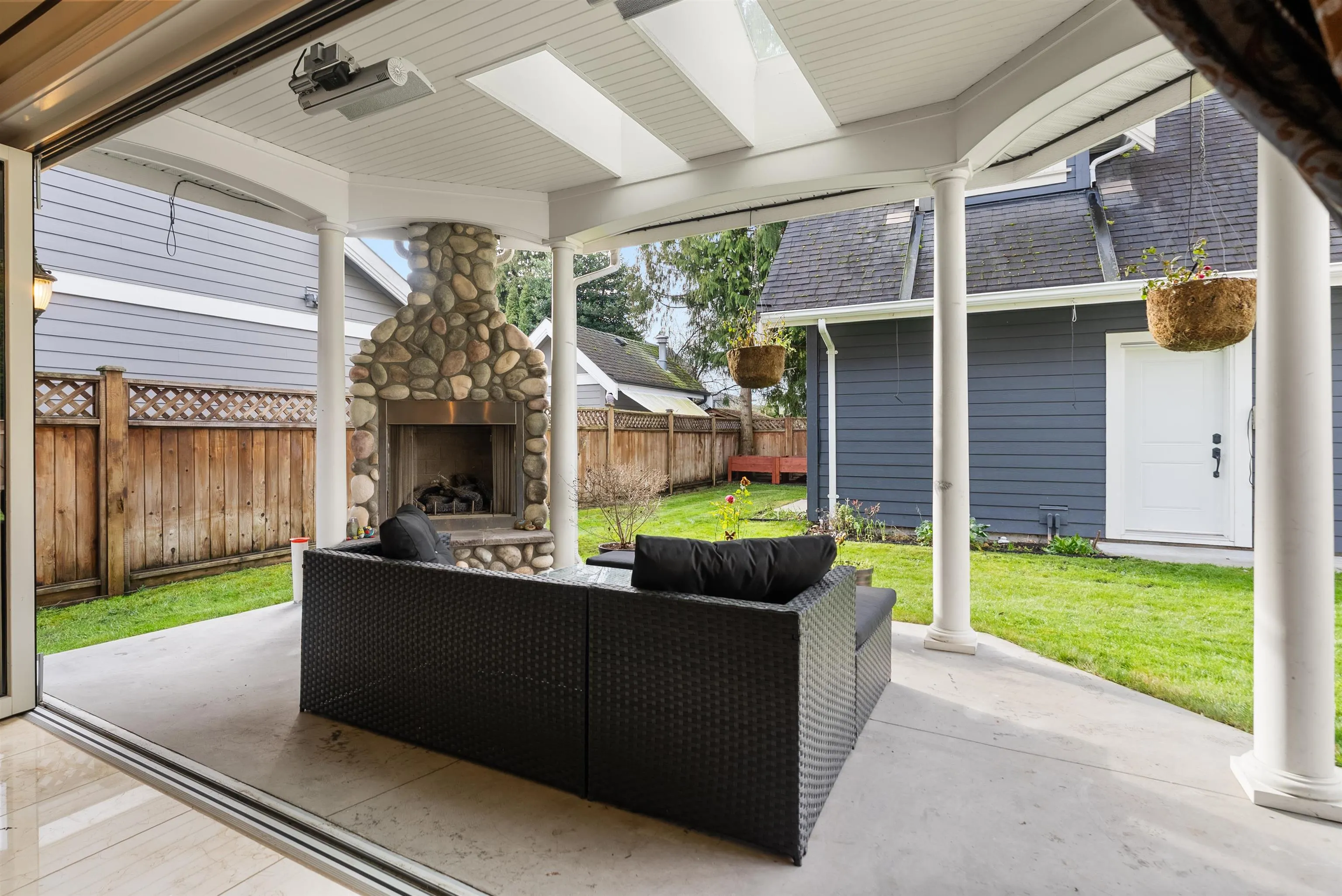 5229 Lynn Place