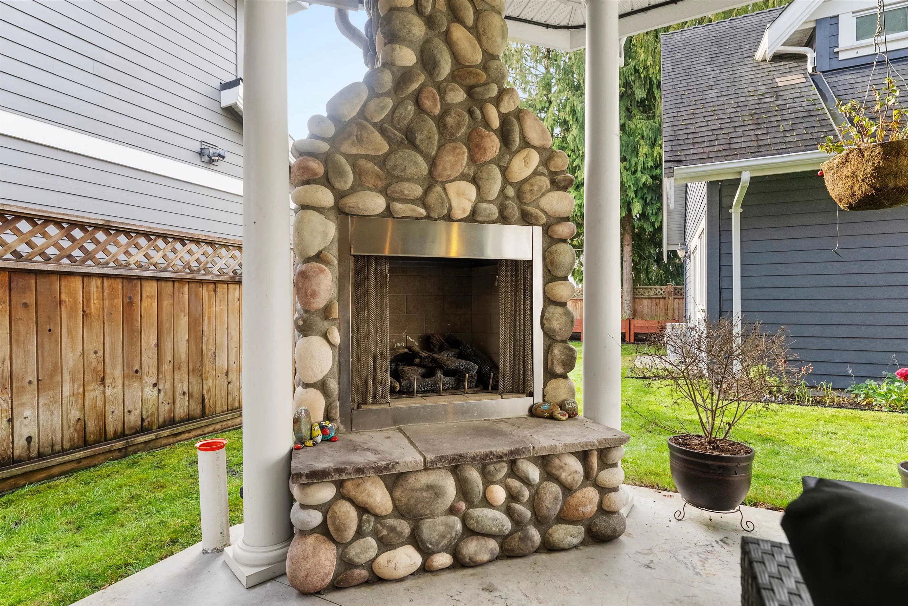 5229 Lynn Place