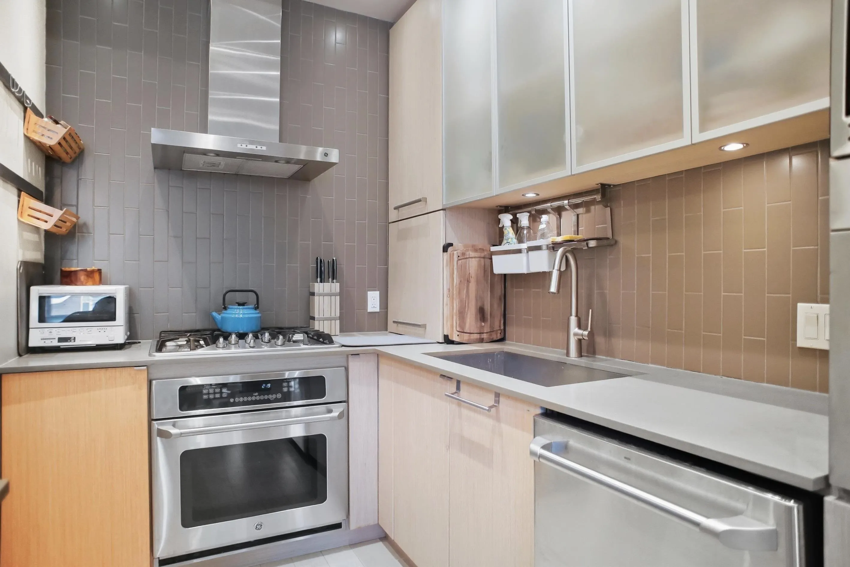 260 Salter Street #104