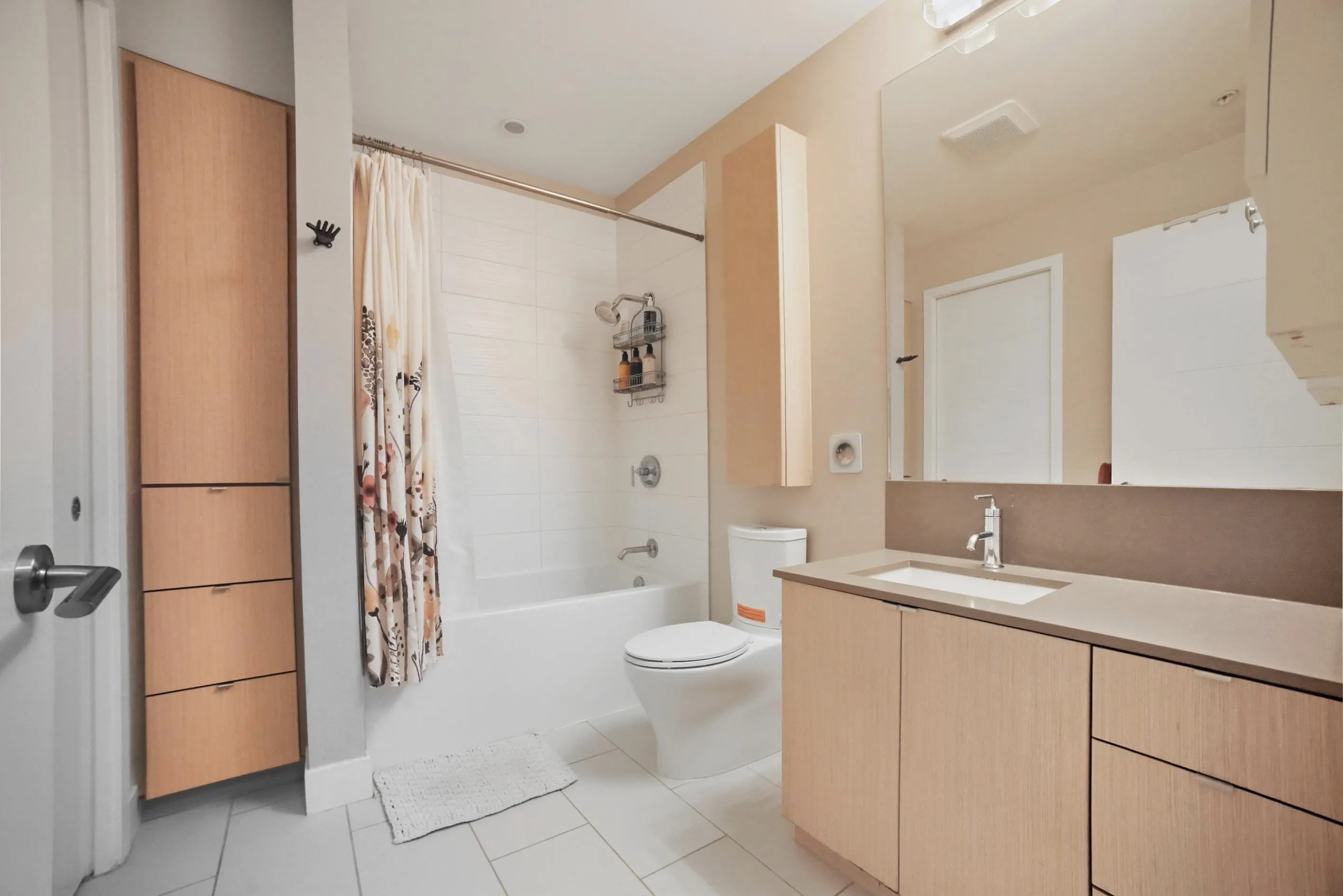 260 Salter Street #104