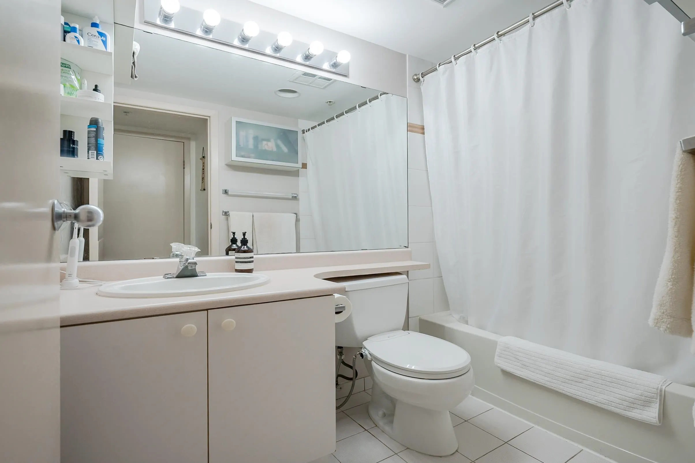 1188 Howe Street #2601