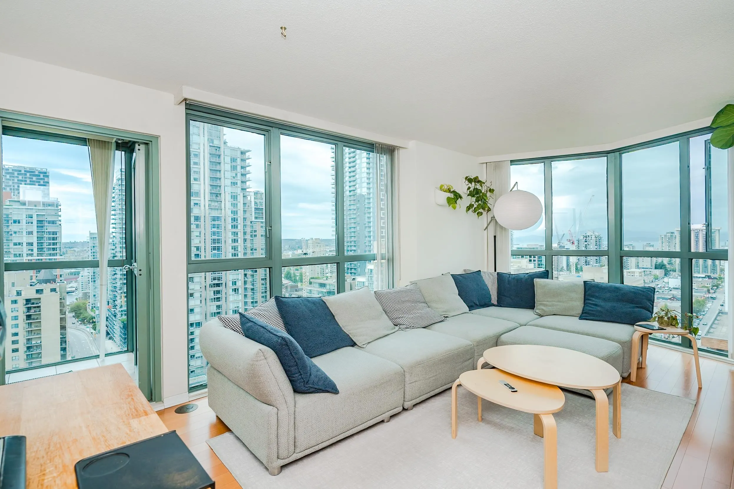 1188 Howe Street #2601