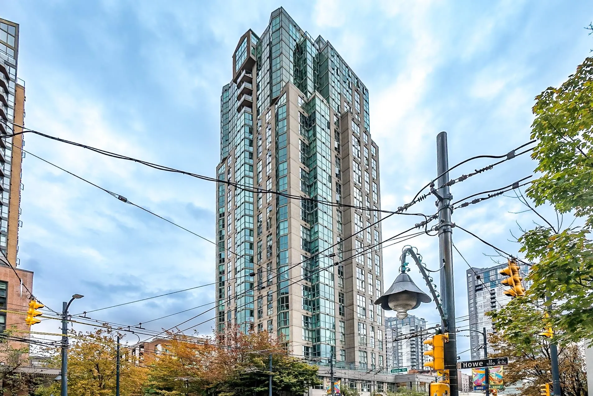 1188 Howe Street #2601