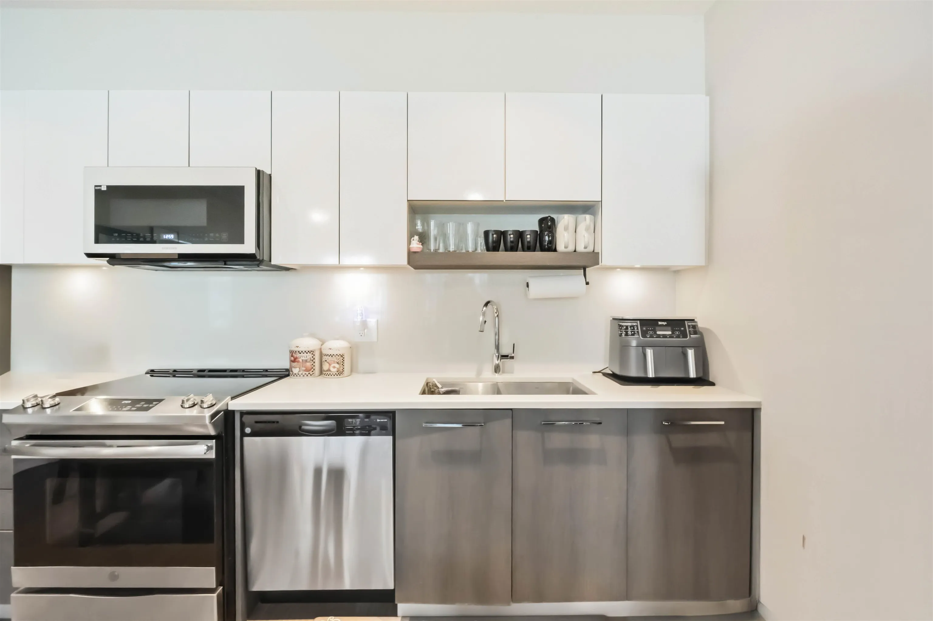 13768 108 Avenue #317