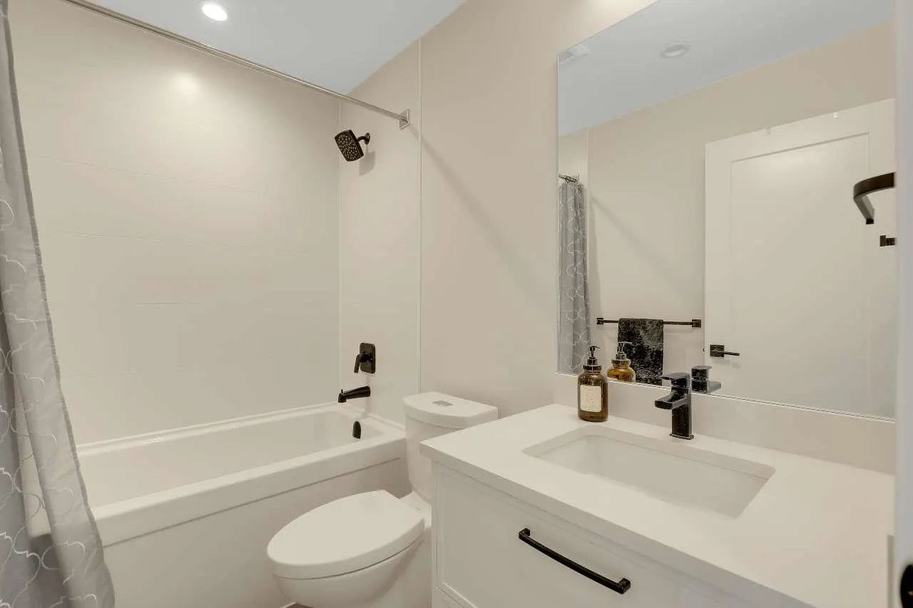 50 Seaview Drive #6