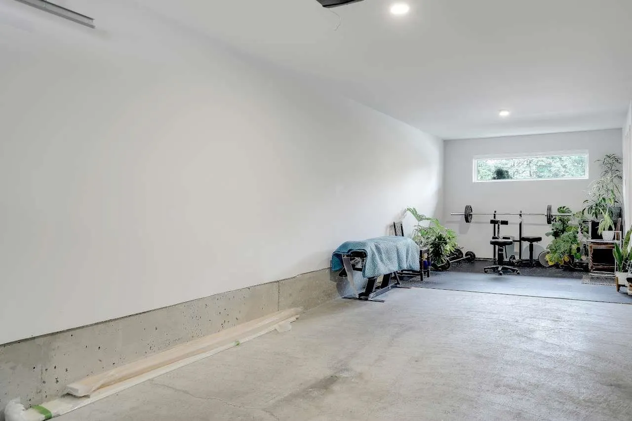 50 Seaview Drive #6