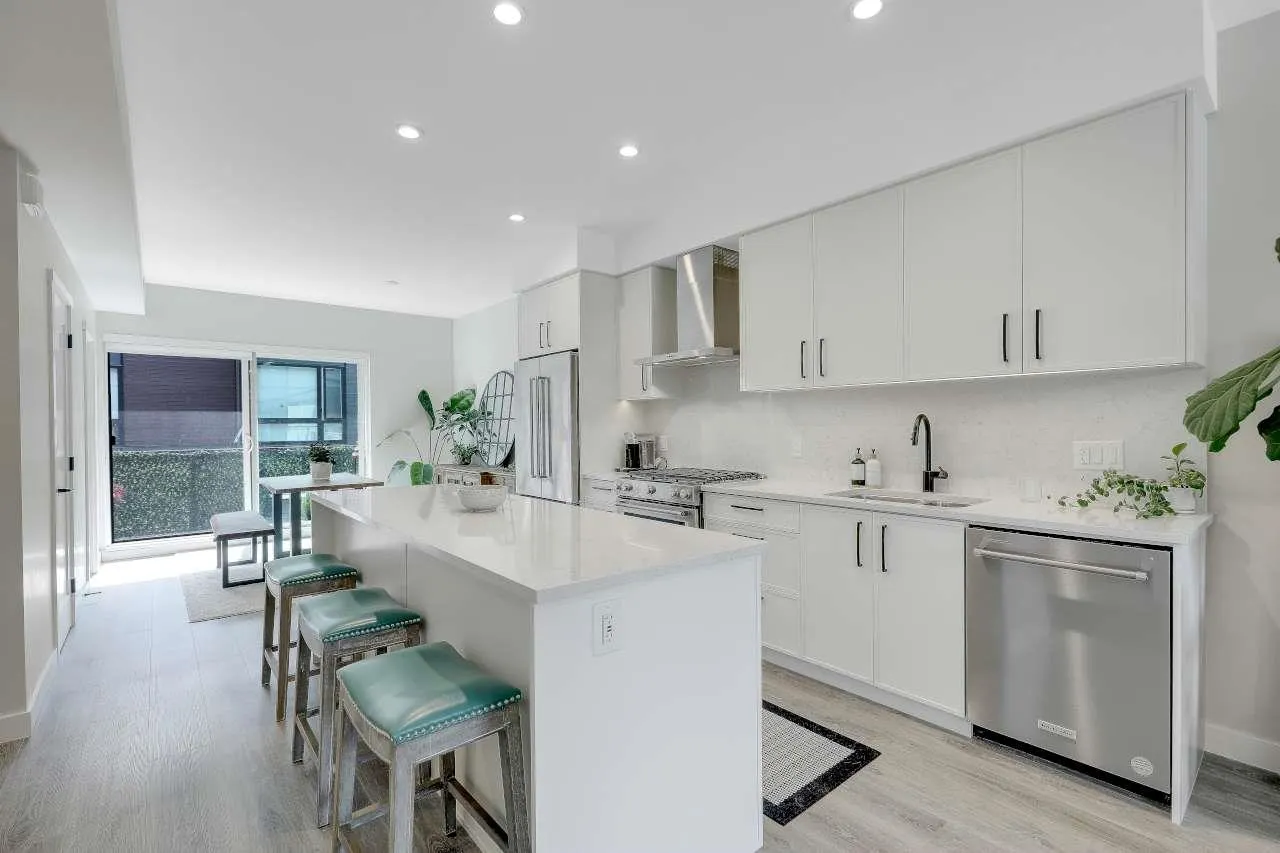 50 Seaview Drive #6
