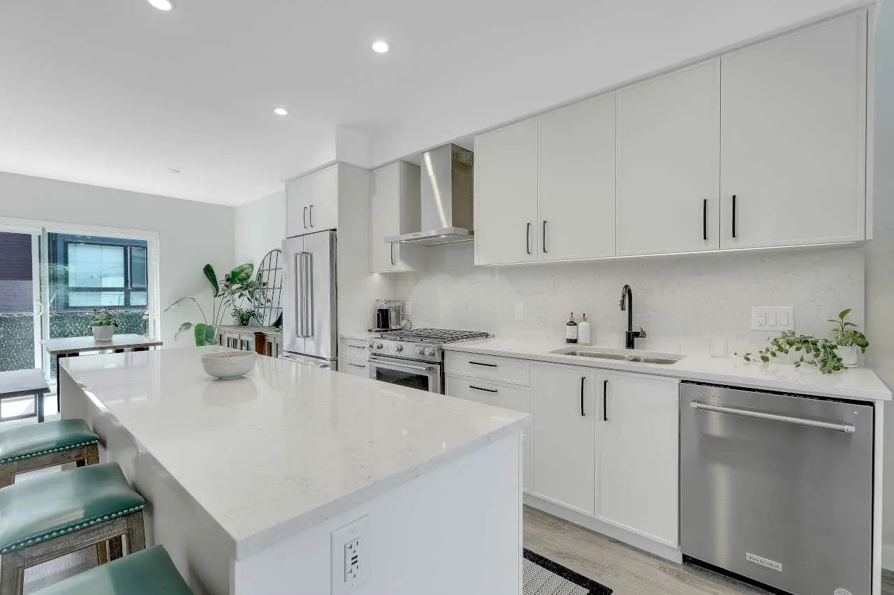 50 Seaview Drive #6