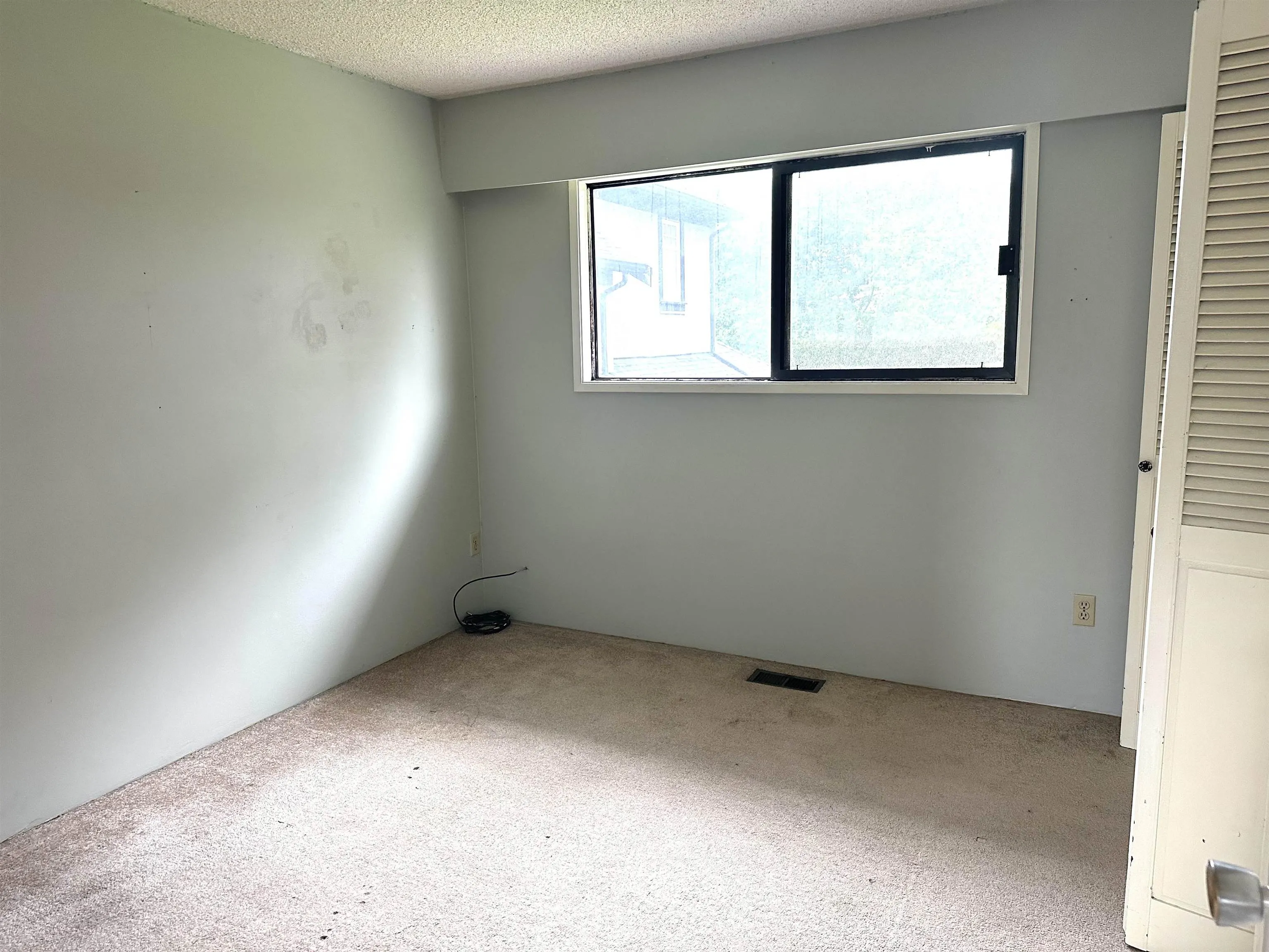 8371 Lunen Road