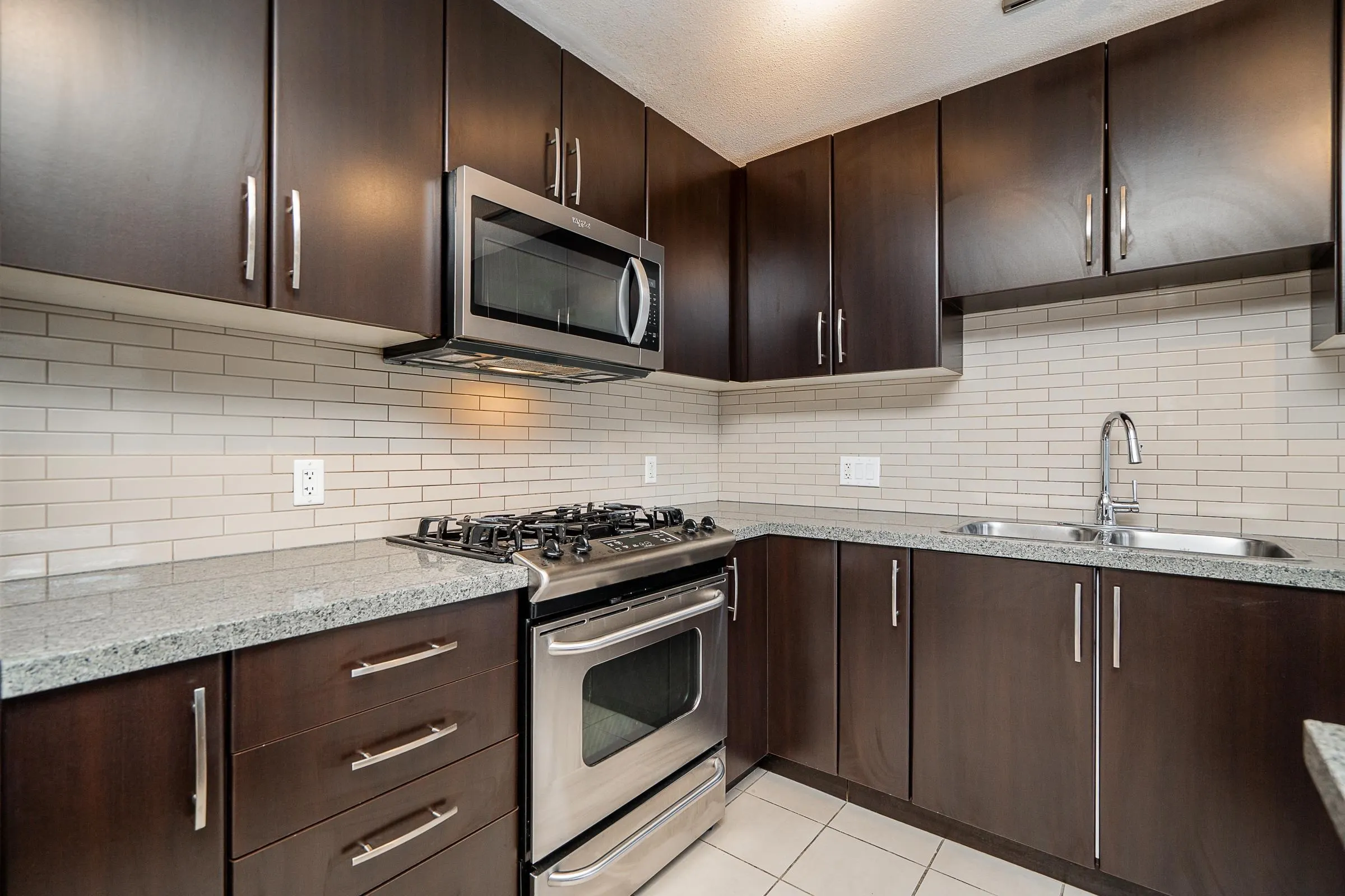 660 Nootka Way #503