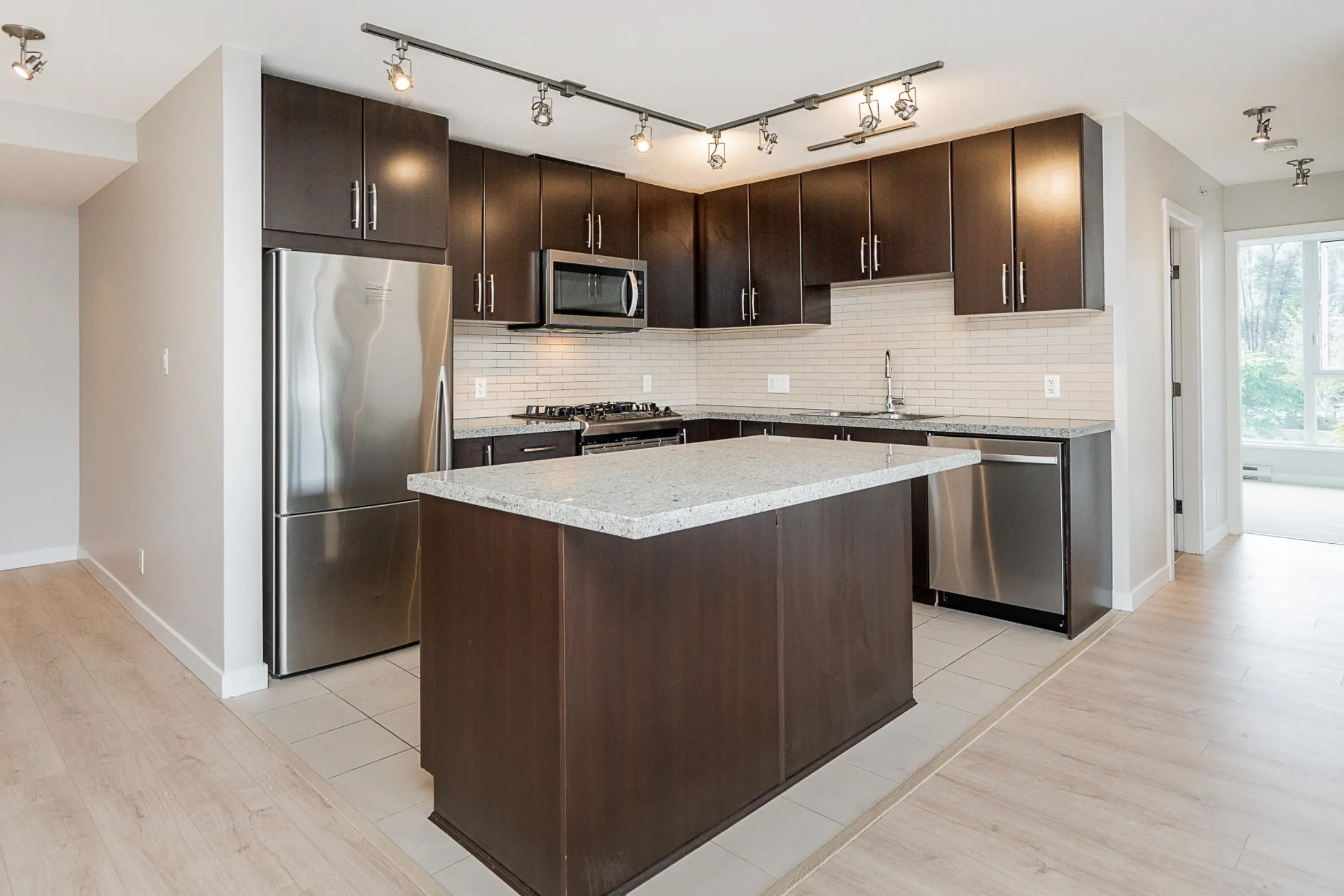 660 Nootka Way #503