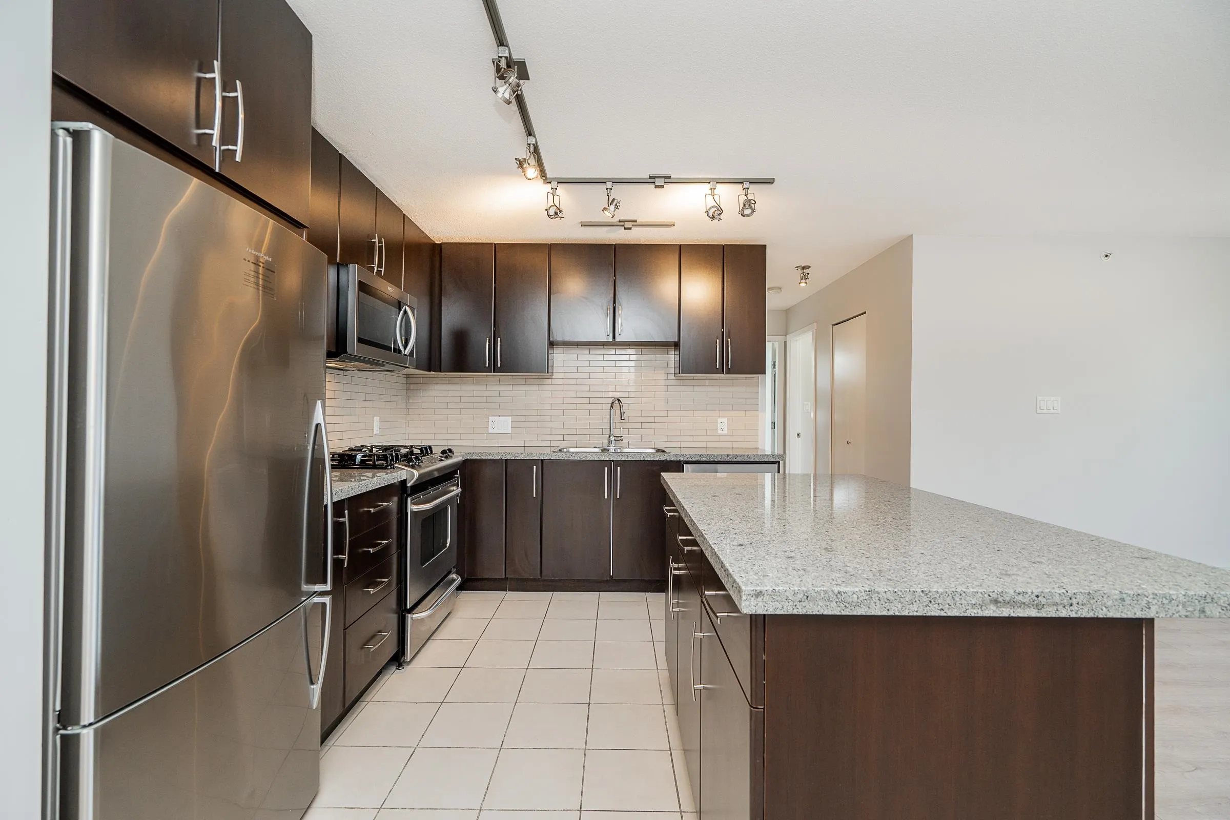 660 Nootka Way #503