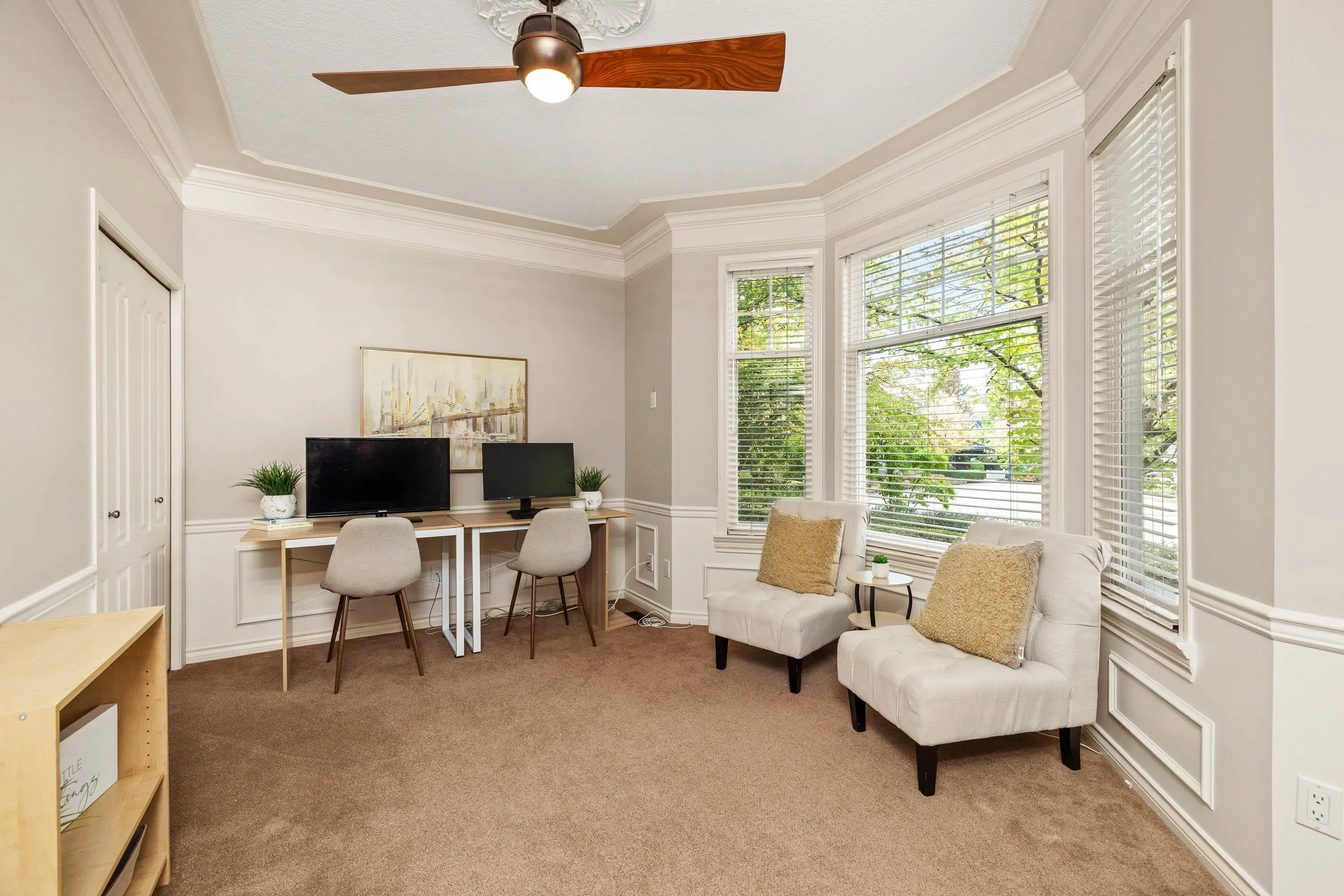 21646 Murray's Crescent