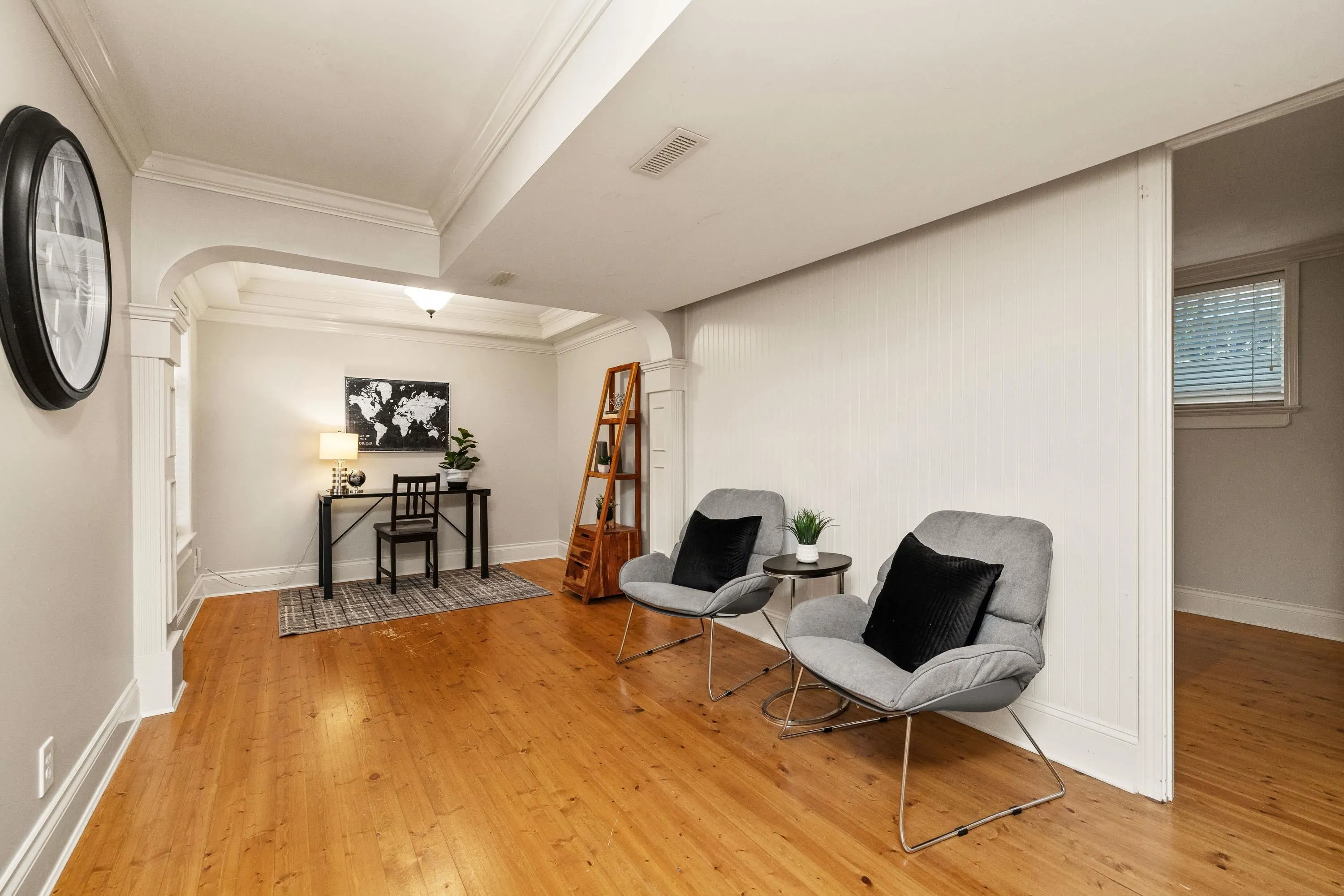 21646 Murray's Crescent