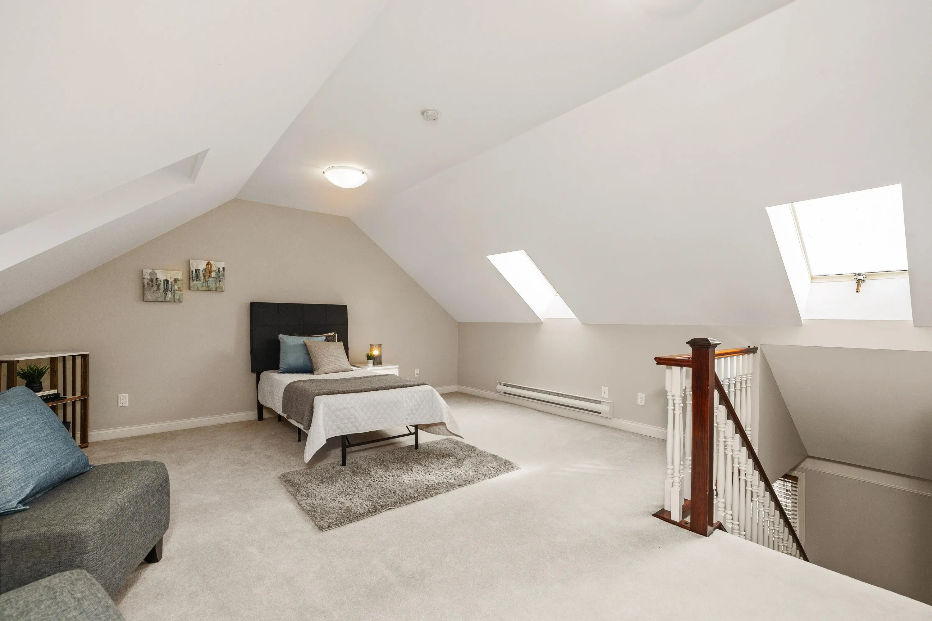 21646 Murray's Crescent