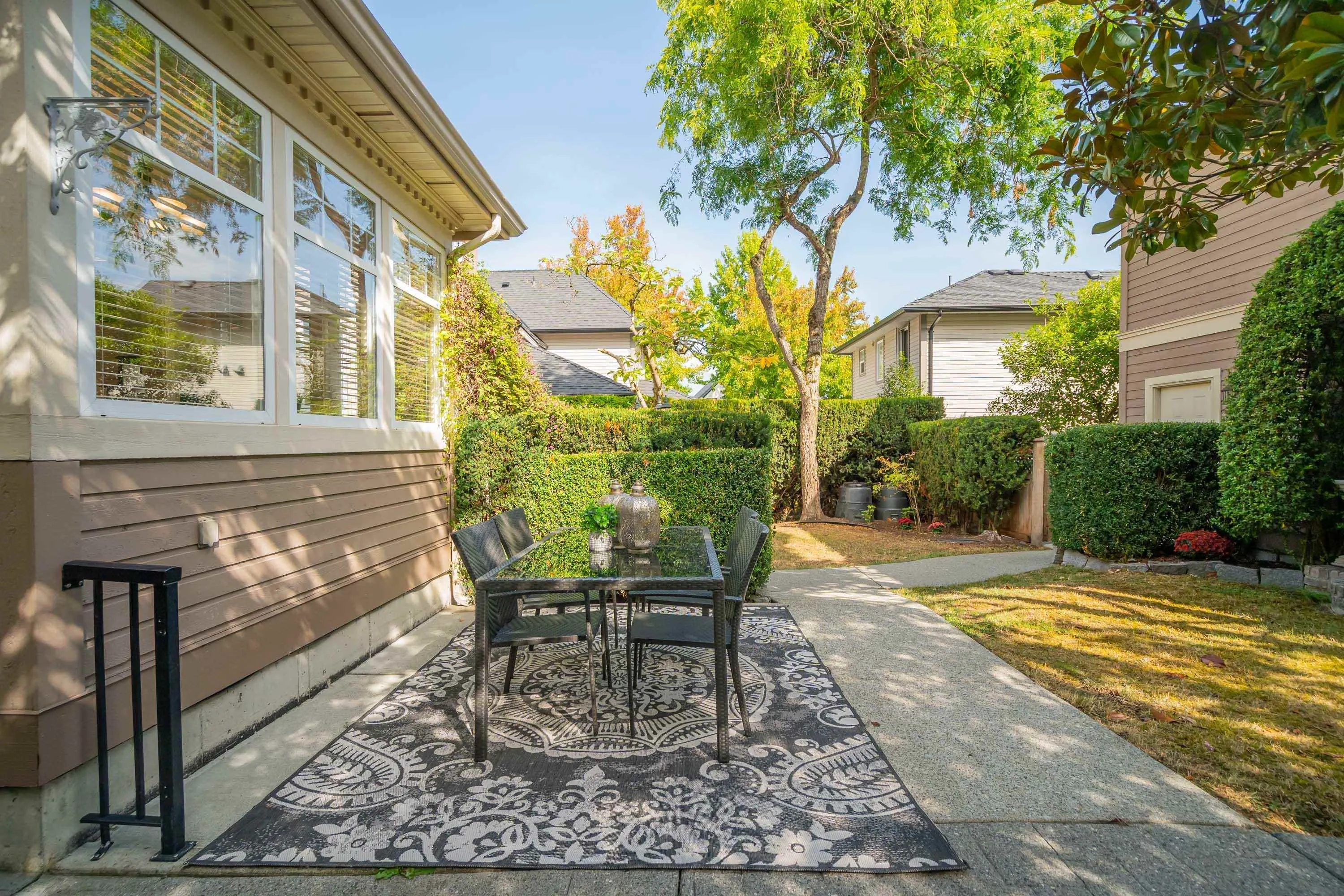 21646 Murray's Crescent