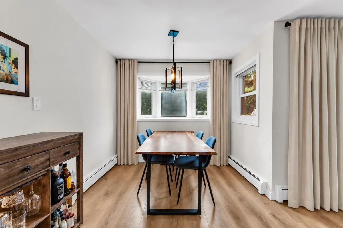 1935 W 1st Avenue #102