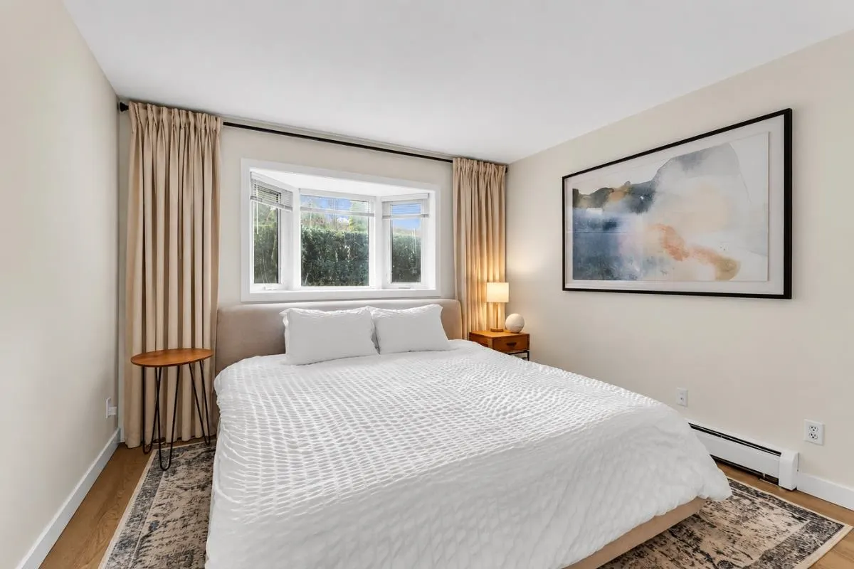 1935 W 1st Avenue #102