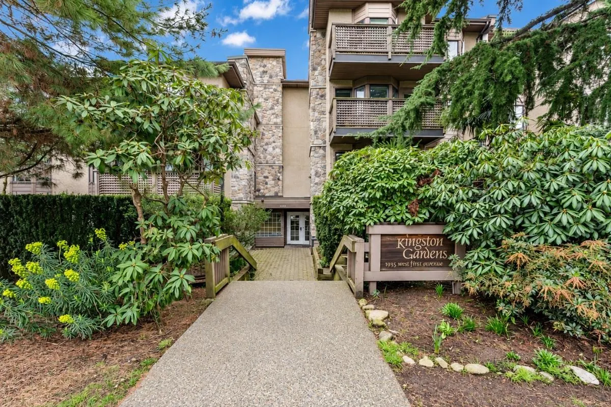1935 W 1st Avenue #102