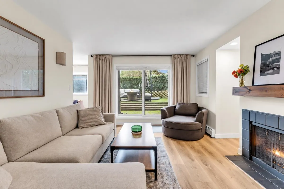 1935 W 1st Avenue #102