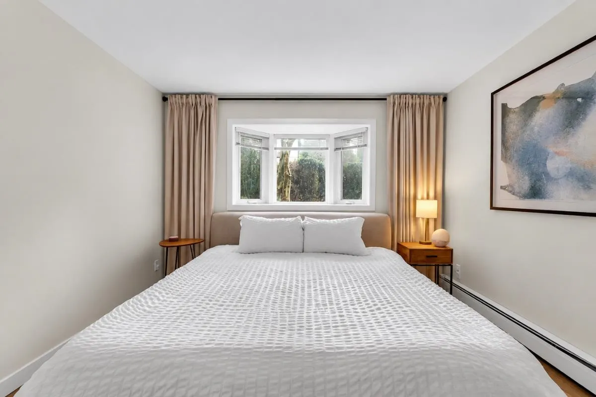 1935 W 1st Avenue #102