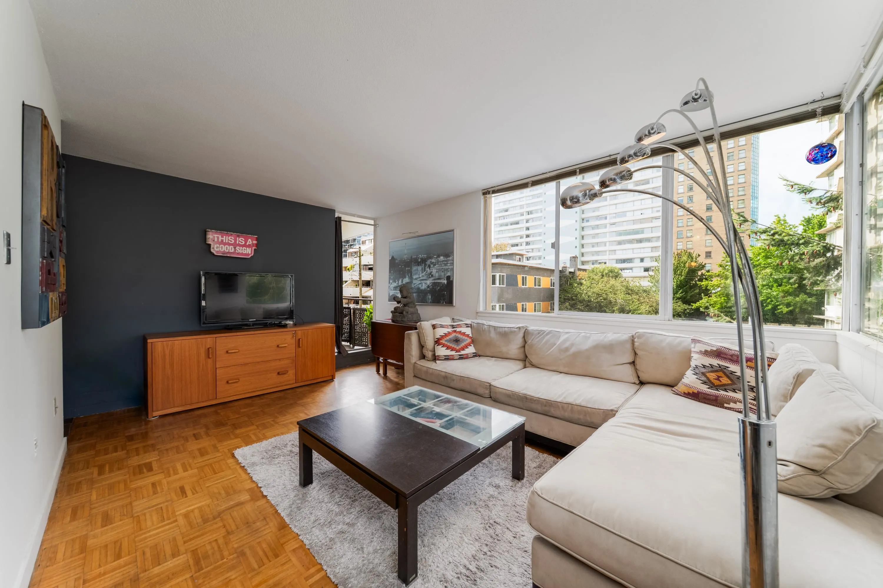 1850 Comox Street #203