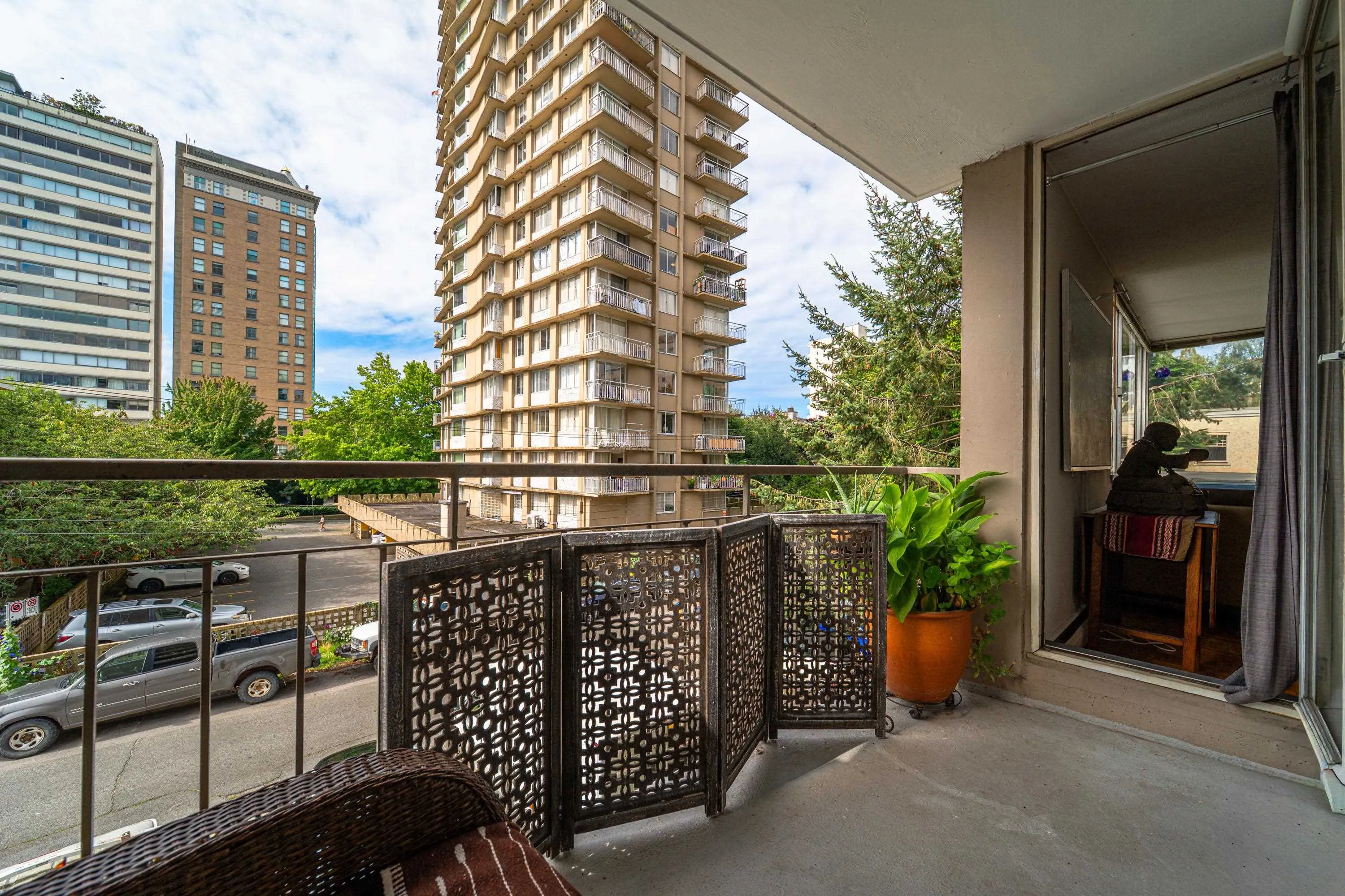 1850 Comox Street #203