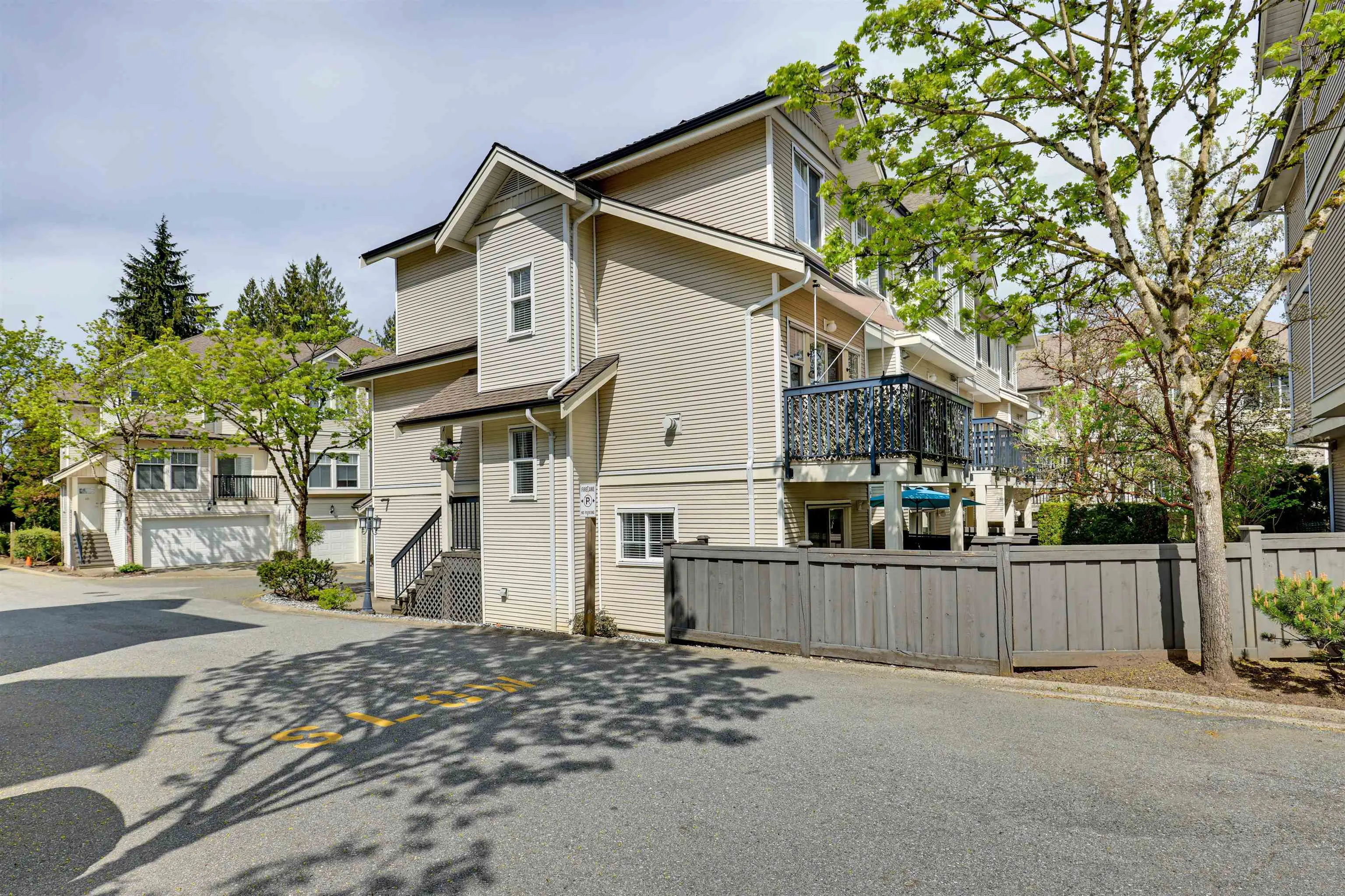 21535 88 Avenue #37