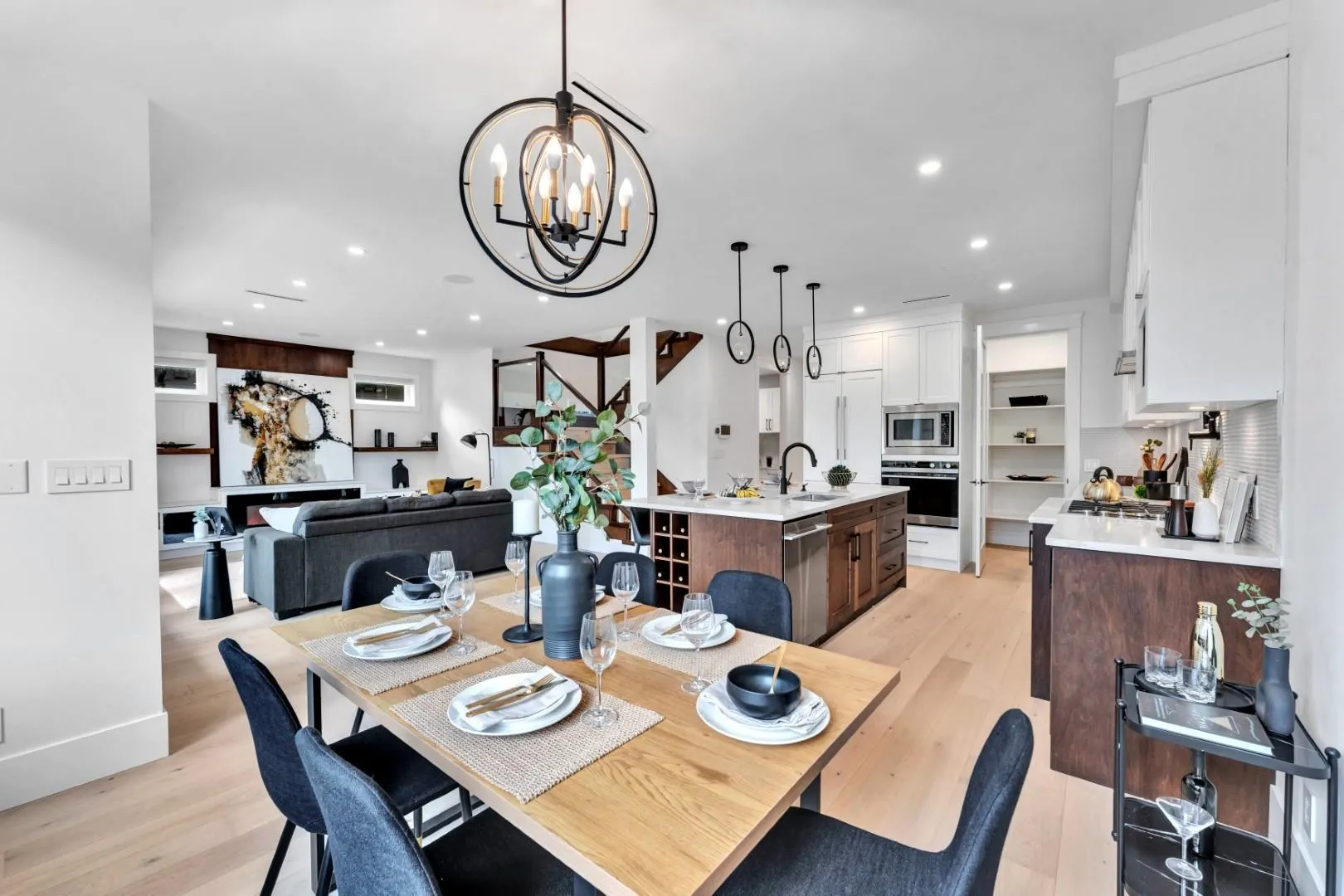 5094A Bentley Drive